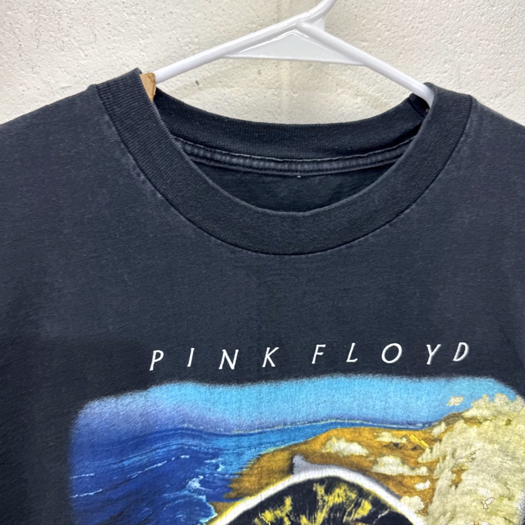 Vintage VINTAGE Pink Floyd PULSE T-Shirt Large Black 90s Graphic Print Mens Size US L / EU 52-54 / 3 - 4 Thumbnail