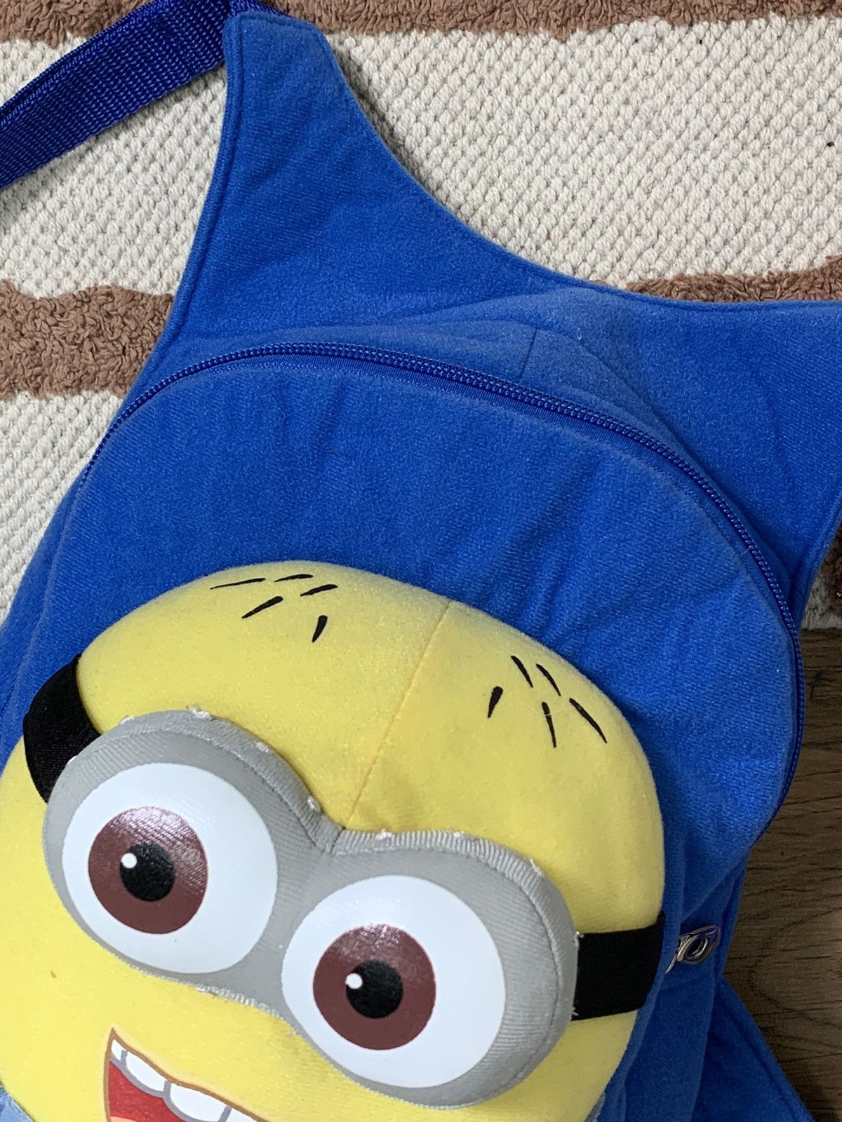 Cartoon Network VINTAGE MINION “DESPICABLE ME 2”CUTE 3D BACKPACK Size ONE SIZE - 5 Thumbnail