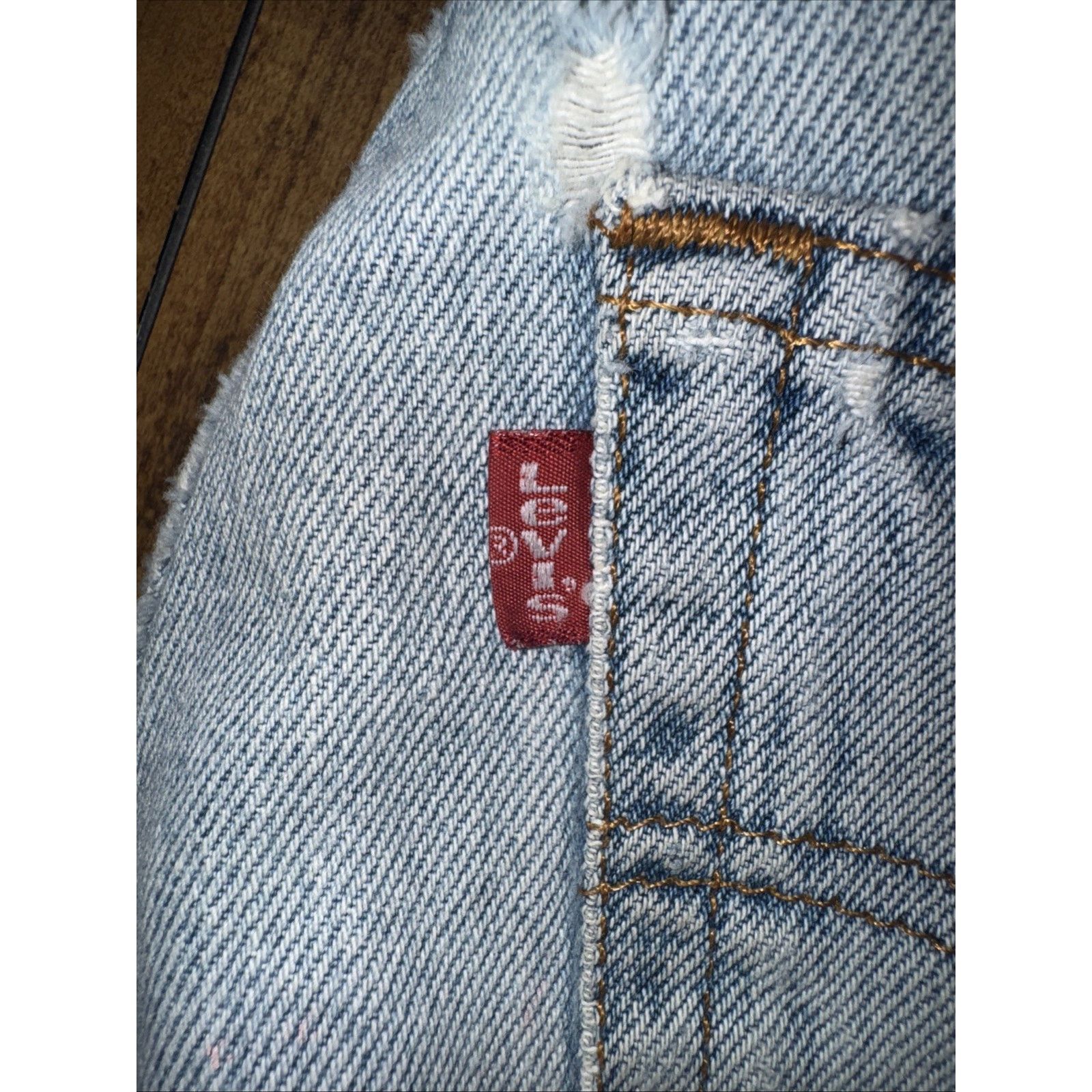 Levi's × Vintage Levi’s 501 26x32 Distressed Light Wash Jeans Embroidery Y2K Size US 26 / EU 42 - 5 Thumbnail