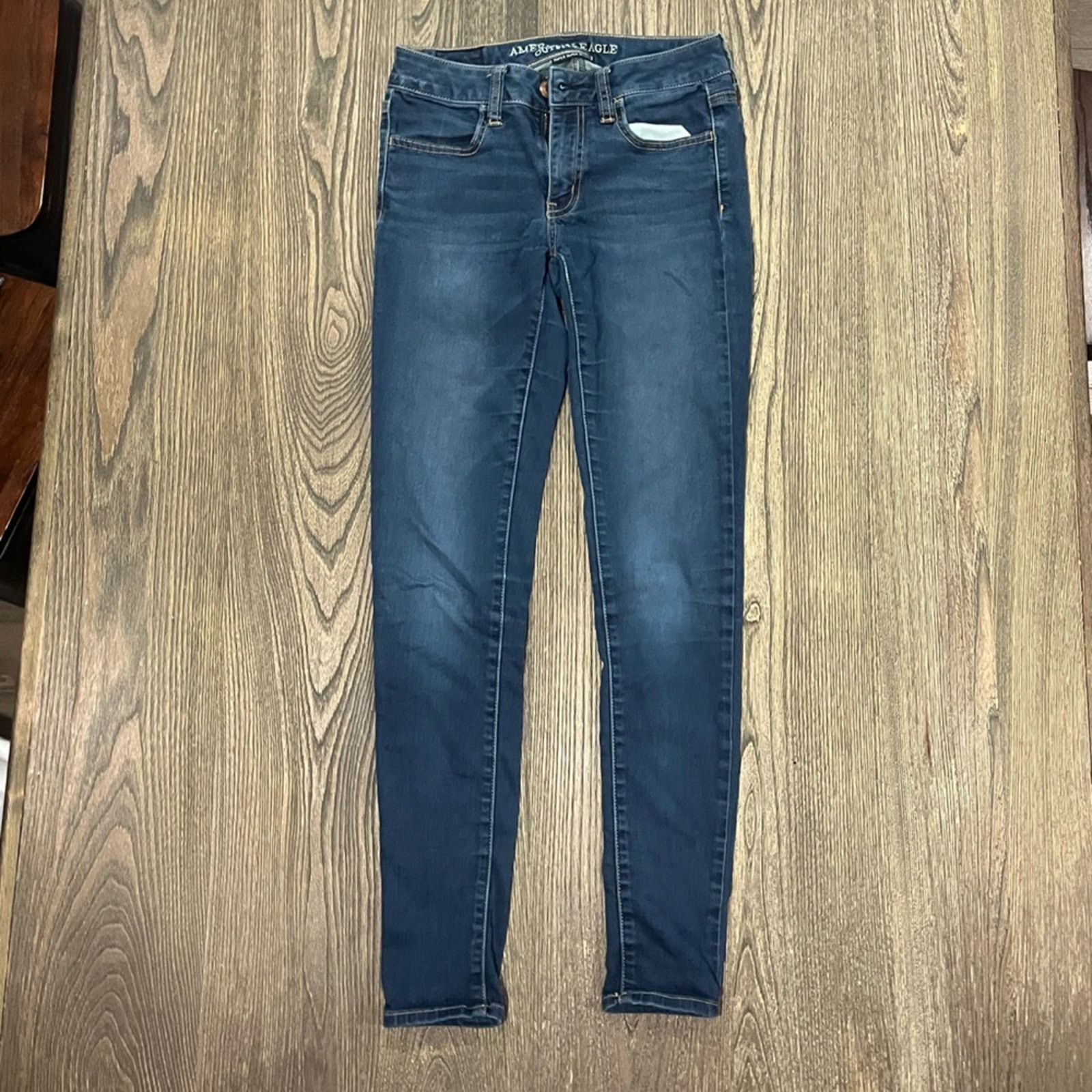 American Eagle Outfitters American Eagle Jeans Skinny Super Super Stretch Medium Wash Size 26" / US 2 / IT 38 - 1 Thumbnail