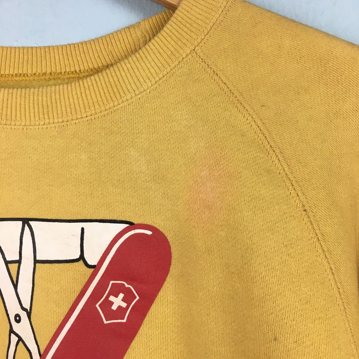 Victorinox Vintage Victorinox Mustard Crewneck Size US L / EU 52-54 / 3 - 5 Thumbnail