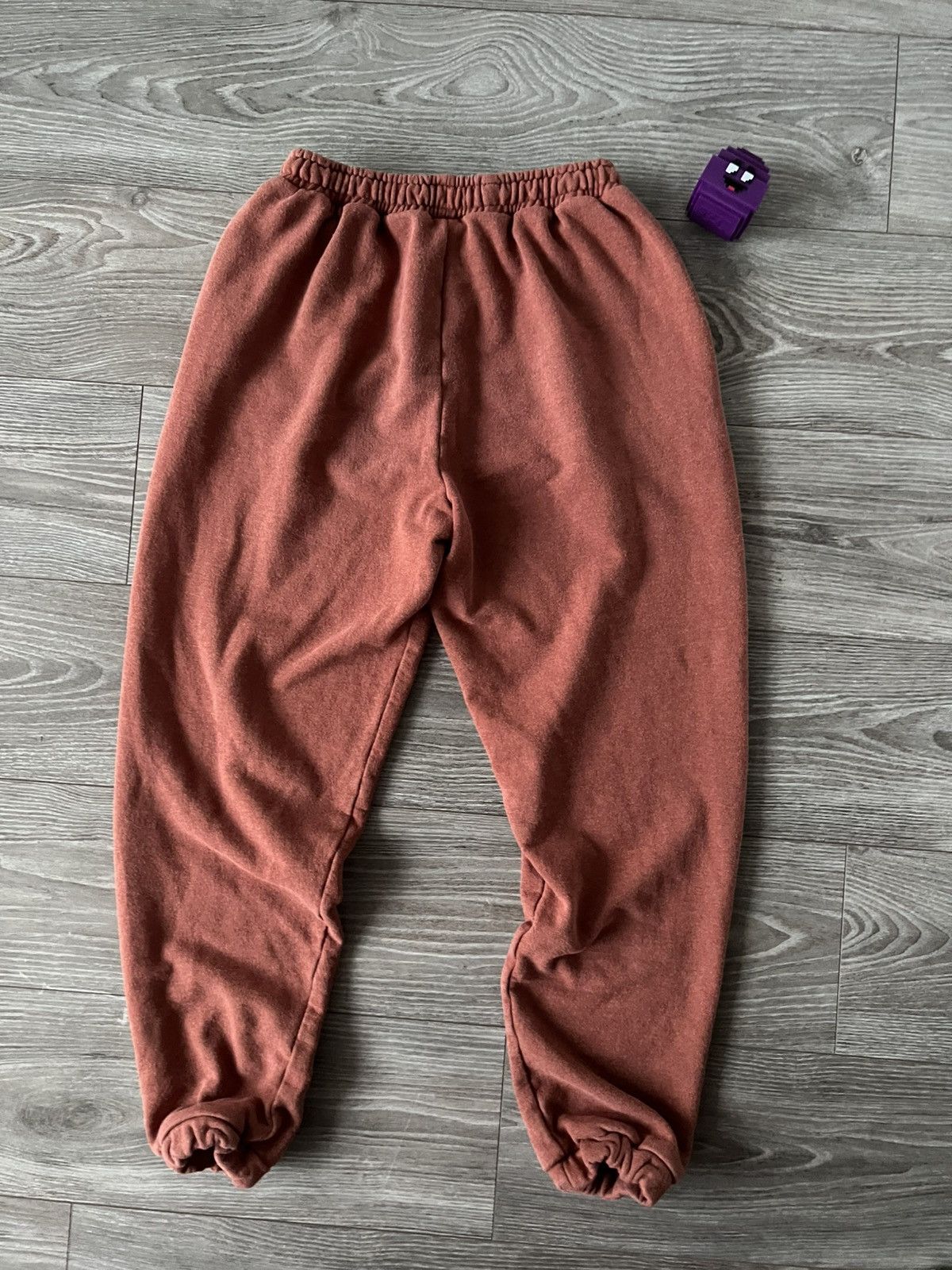 Gymshark Gymshark Red Onyx Embroidered Logo Buggy Sport Jogger Pants Size US 34 / EU 50 - 13 Thumbnail