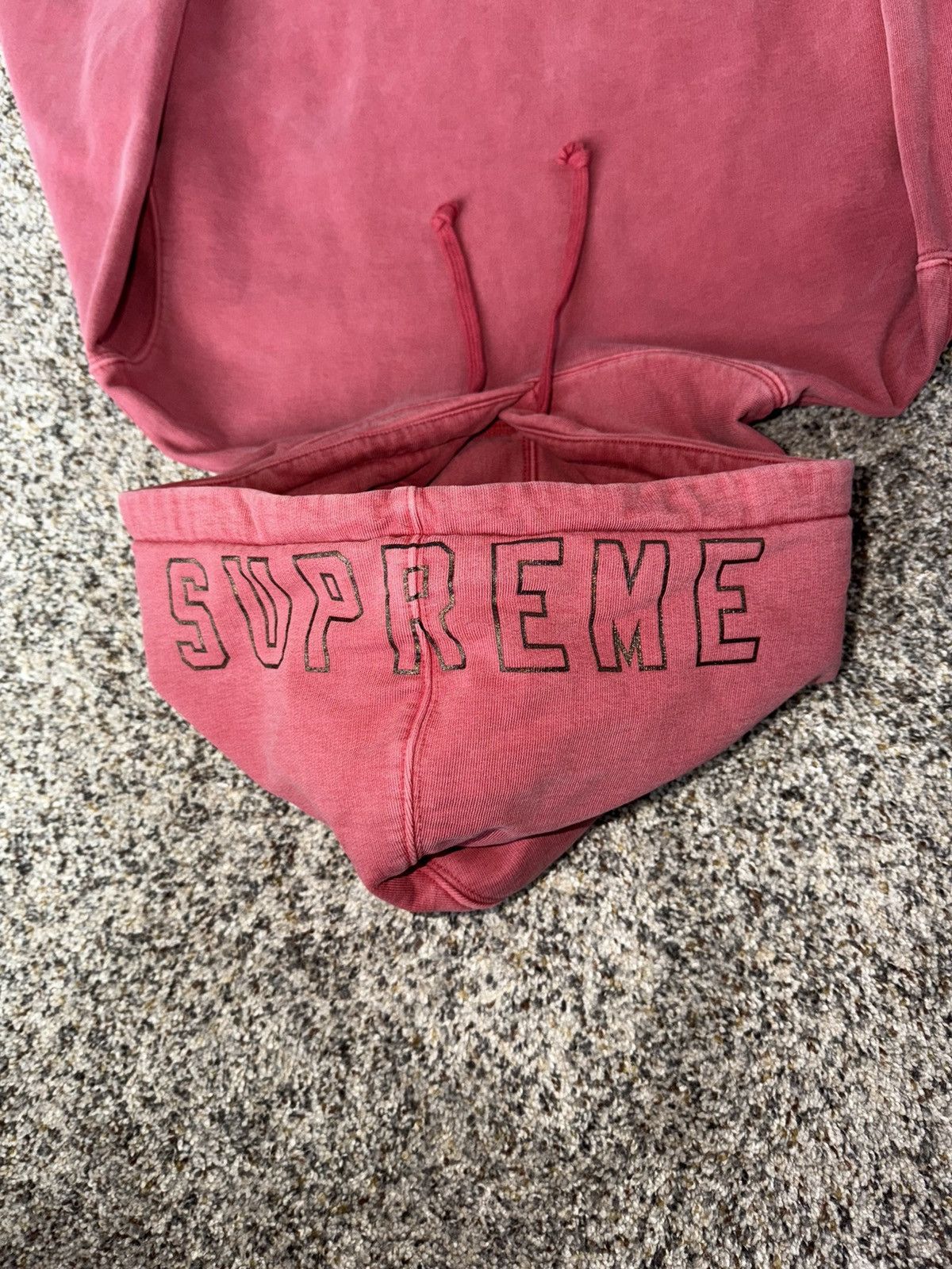 Supreme Supreme washed red hoodie spell out size XL Size US XL / EU 56 / 4 - 10 Thumbnail