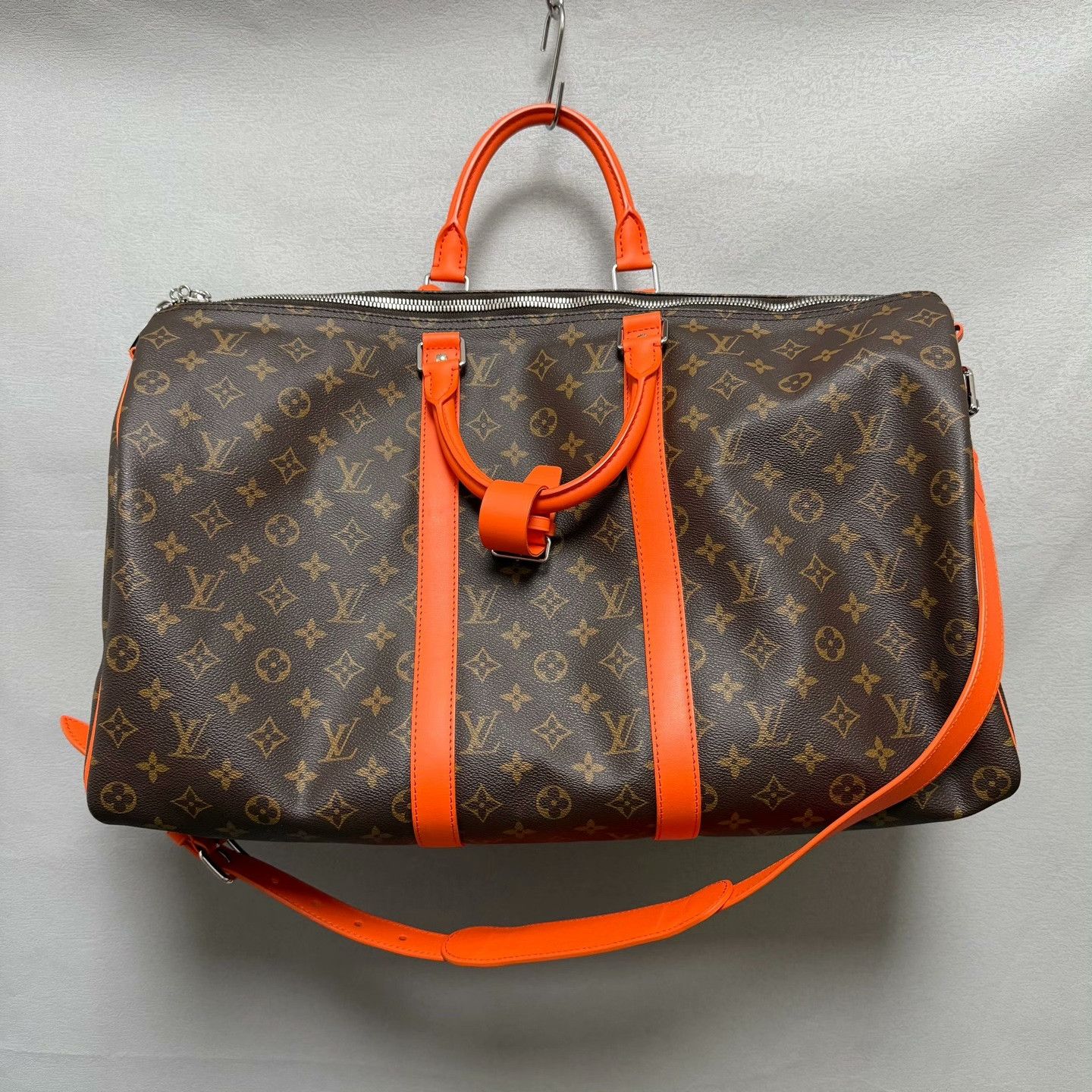 Louis Vuitton Louis Vuitton Orange Bag M Men Size ONE SIZE - 1 Thumbnail