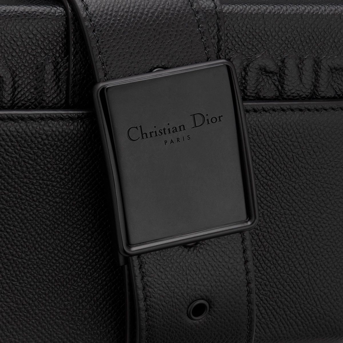 Dior 1bcso1str1124 Size: OS /30 Montaigne Box Bag in Black Size ONE SIZE - 6 Thumbnail