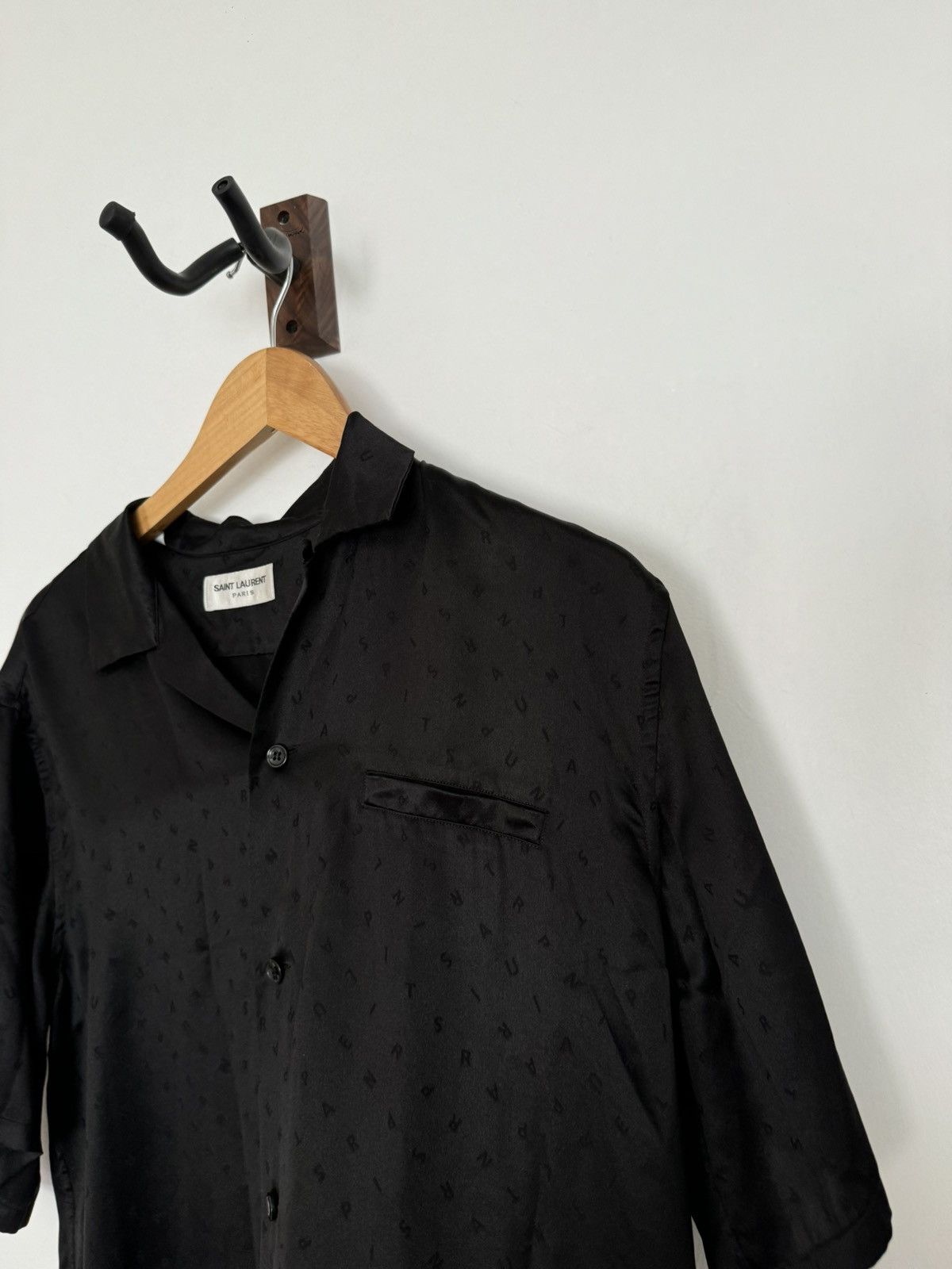Saint Laurent Paris Silk Logo Jacquard shirt Sold out Size US M / EU 48-50 / 2 - 6 Thumbnail