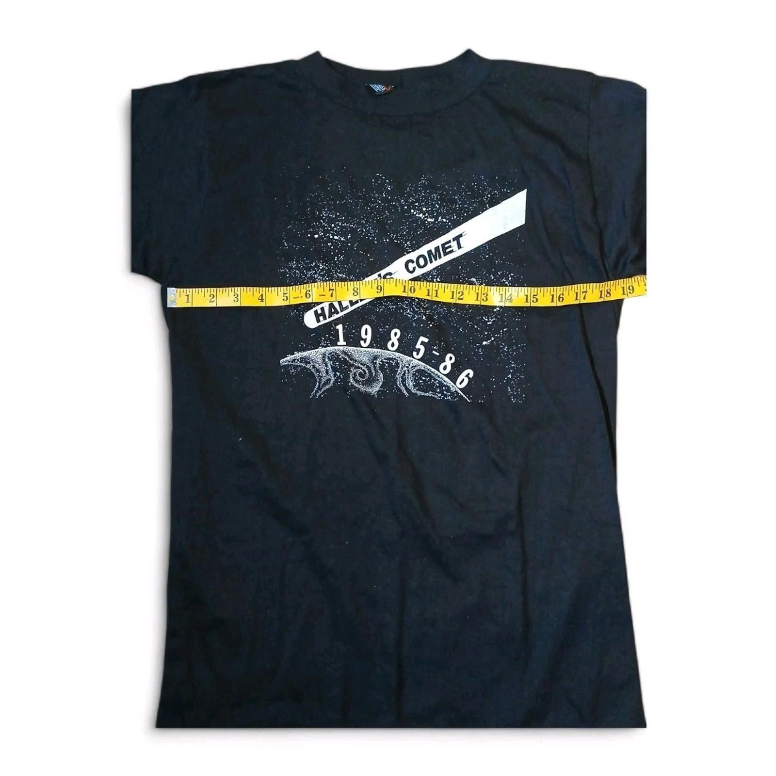 Other 1985-86 HALLEYS COMET IT'S COMING Large GRAPHIC TEE USA made Size US L / EU 52-54 / 3 - 4 Thumbnail