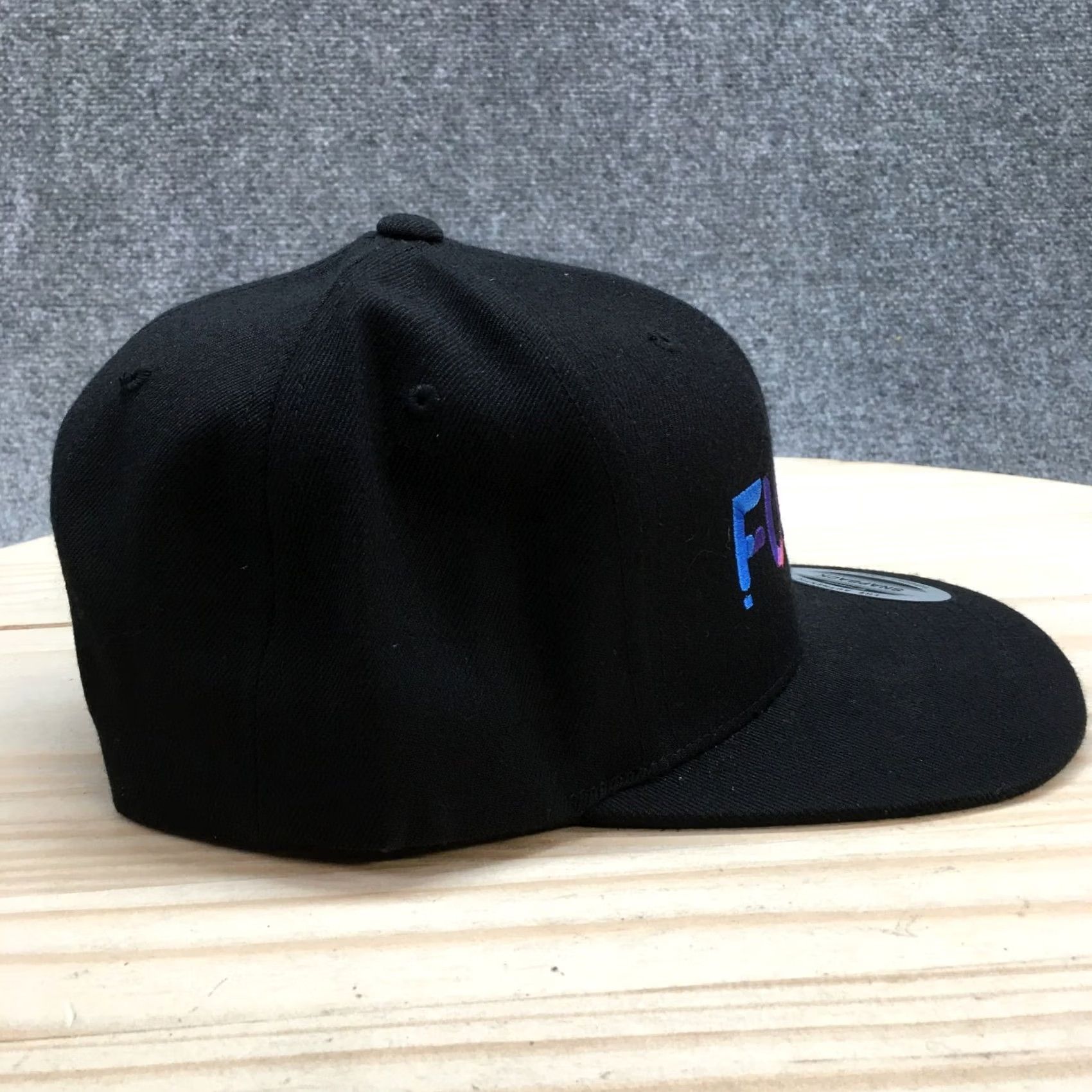 Vintage Fusser Rainbow Snapback Cap Hat Mens One Size Black Adjustable Flat Brim Yupoong Size ONE SIZE - 5 Thumbnail