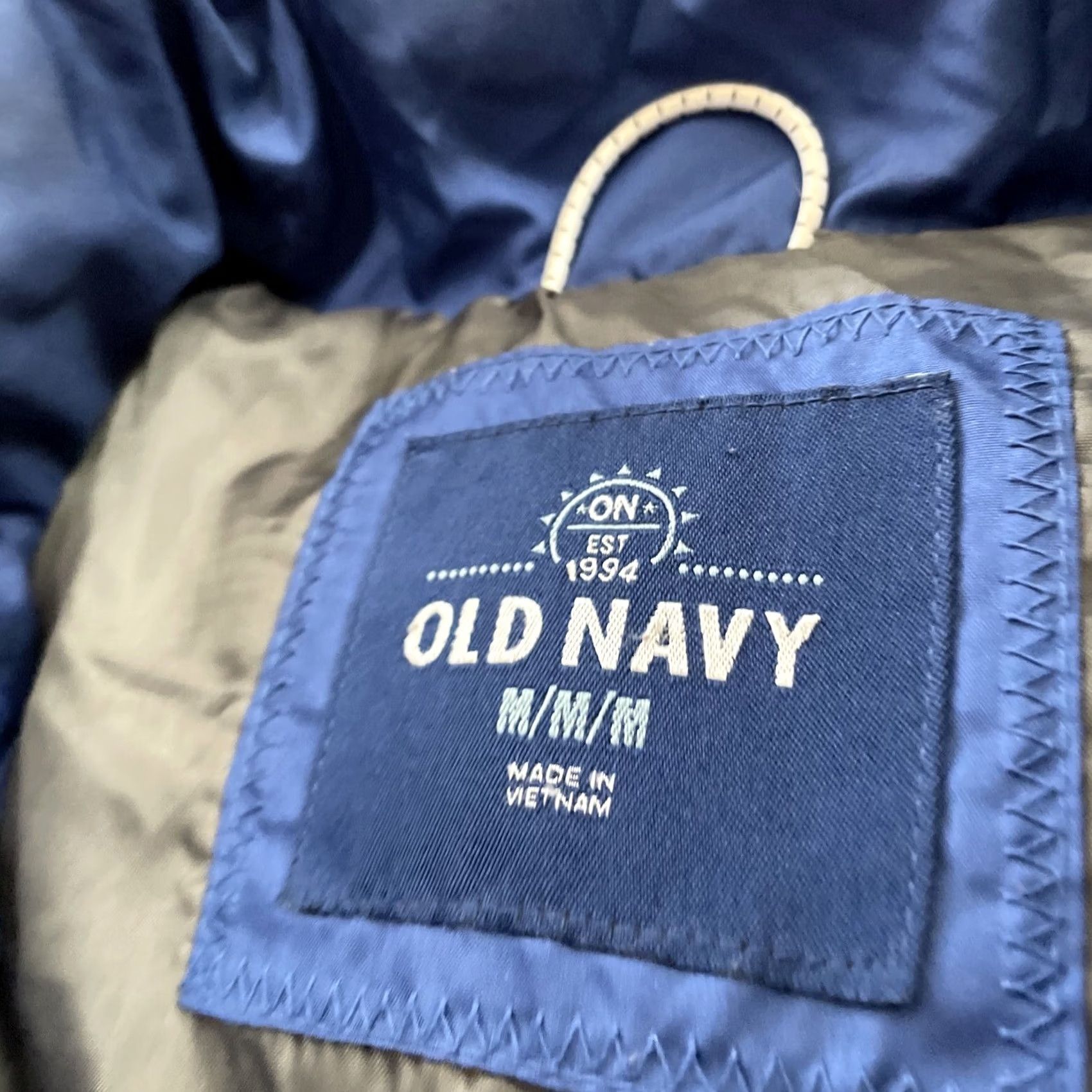 Old Navy OLD NAVY Vest Men M Blue Puffer Zip Lined Warm Stand-Up Collar Short Retro Ski Casual Size US M / EU 48-50 / 2 - 4 Thumbnail