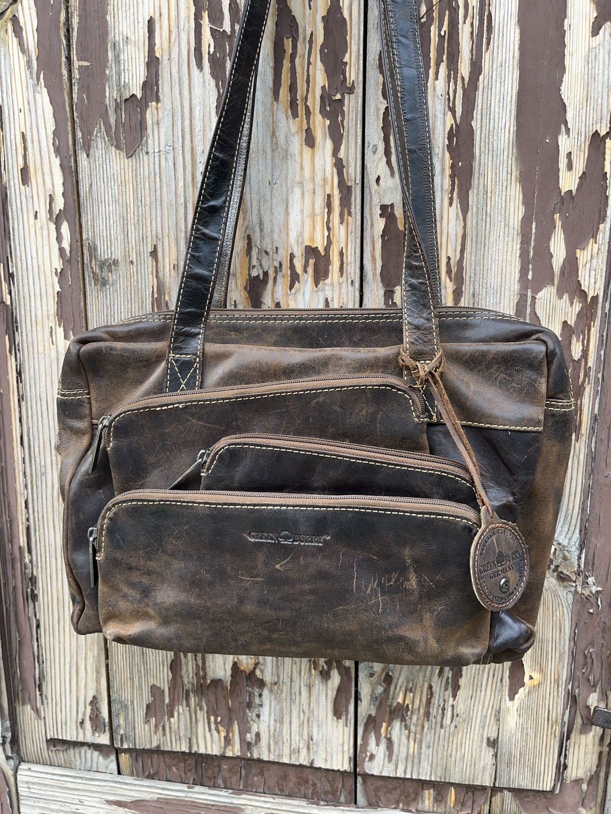 Genuine Leather × Vintage Vintage Green Burry Asymmetrical Faded Leather Pocket Bag Size ONE SIZE - 2 Thumbnail