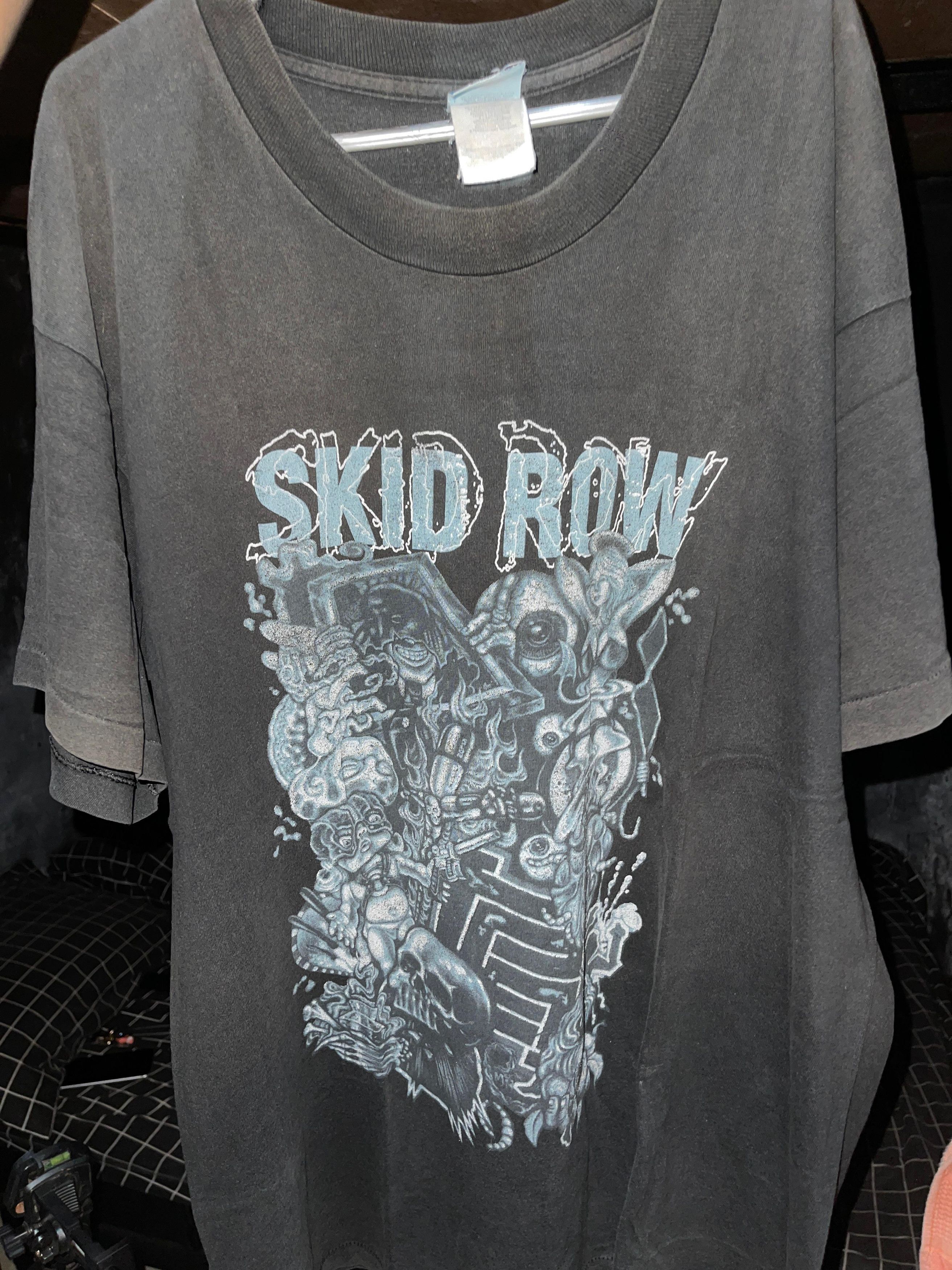 Other Vintage Skid Row Shirt 1995 Size US XL / EU 56 / 4 - 1 Thumbnail