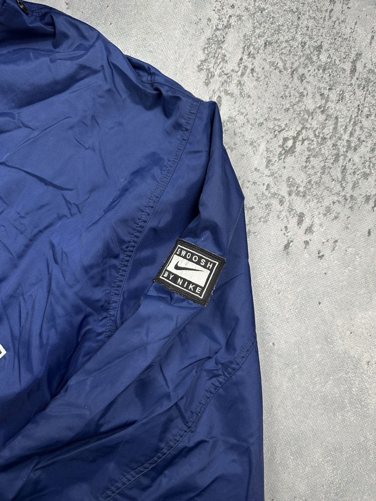 Nike Vintage Nike Swoosh Oversized Hooded Windbreaker Rain Jacket Size US XXL / EU 58 / 5 - 5 Thumbnail