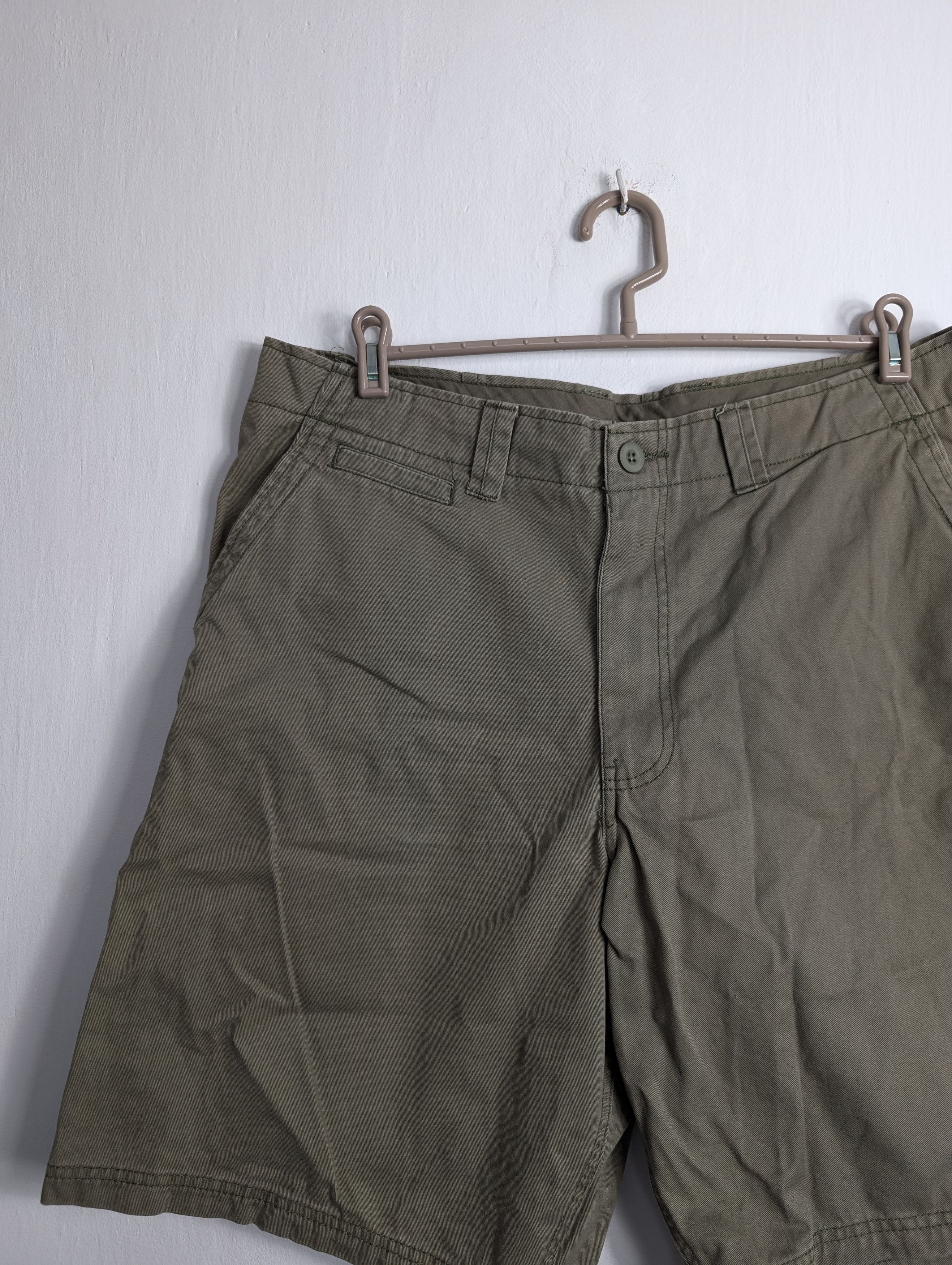 George Khaki Green Utility Outdoor Shorts Casual Cargo Style Size US 38 / EU 54 - 2 Thumbnail