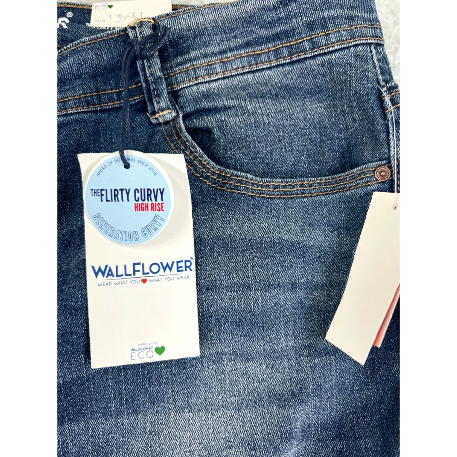 Vintage VINTAGE Wallflower Jeans Women's Flared Denim Pants 13 Blue Distressed Stretch 70s Boho Girls Size 34" / US 12 / IT 48 - 6 Thumbnail