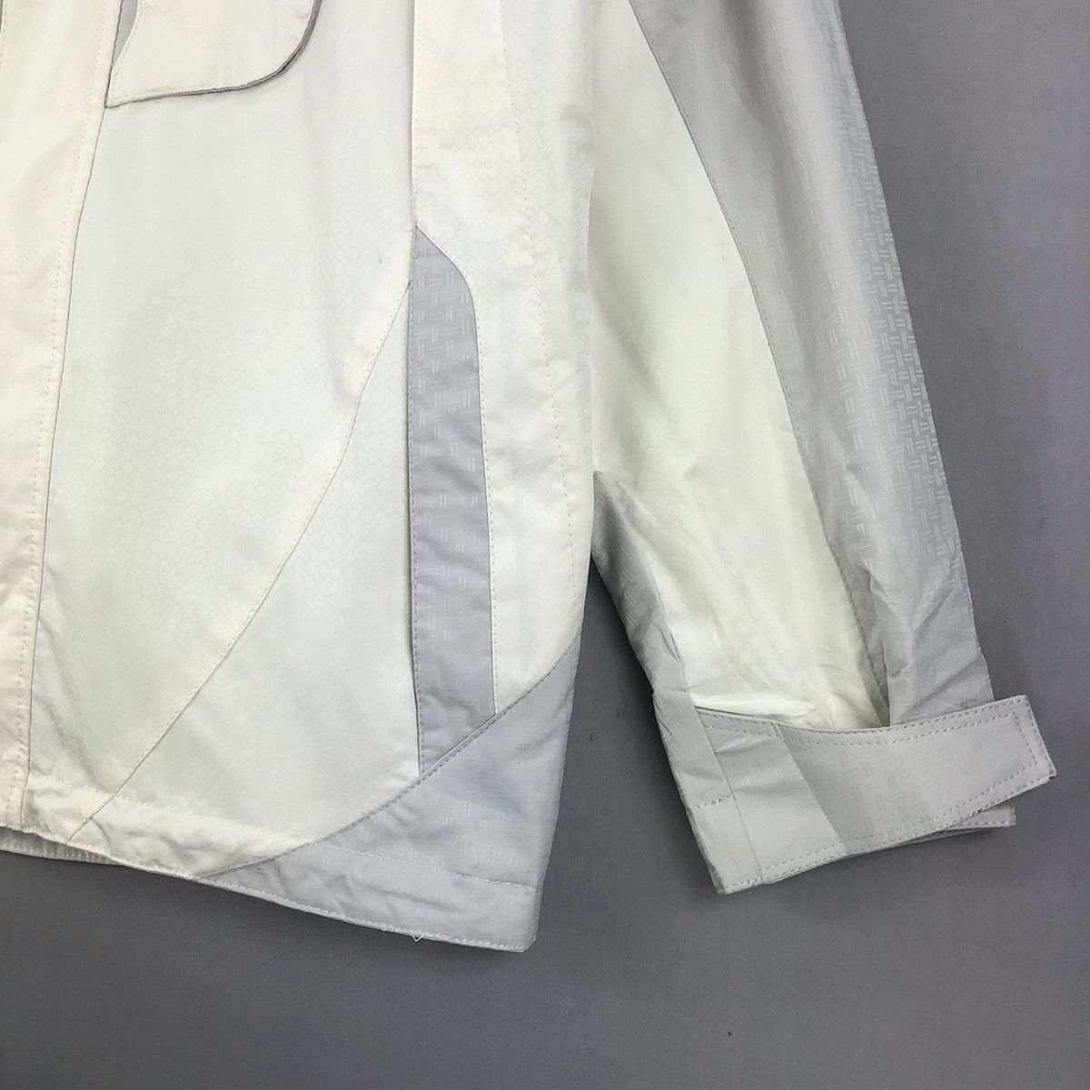 Fila Vintage y2k Fila Sportswear Light Jacket Size US L / EU 52-54 / 3 - 3 Thumbnail