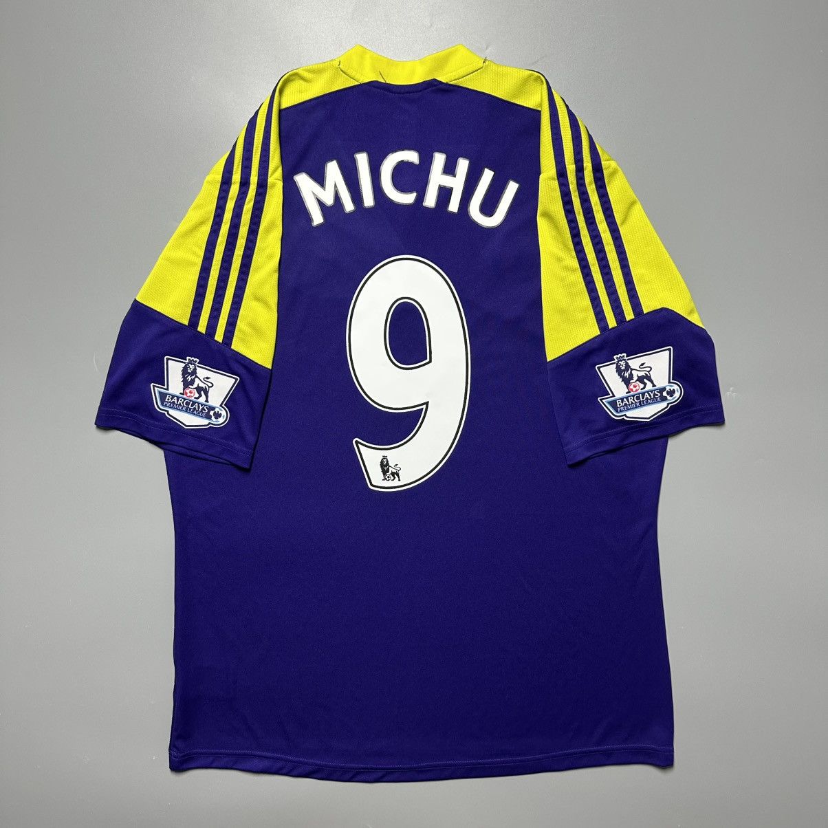 Vintage SWANSEA ADIDAS 2013/2014 FOOTBALL AWAY JERSEY #9 MICHU Size US L / EU 52-54 / 3 - 1 Thumbnail