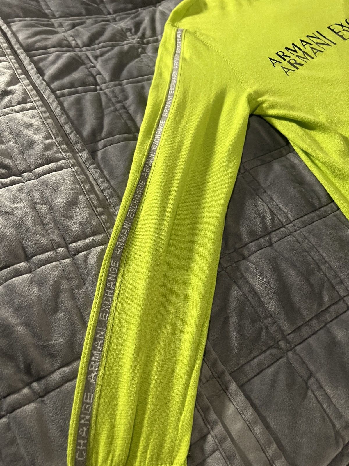 Armani × Armani Exchange Armani Exchange Green Neon sweater Size US XS / EU 42 / 0 - 2 Thumbnail