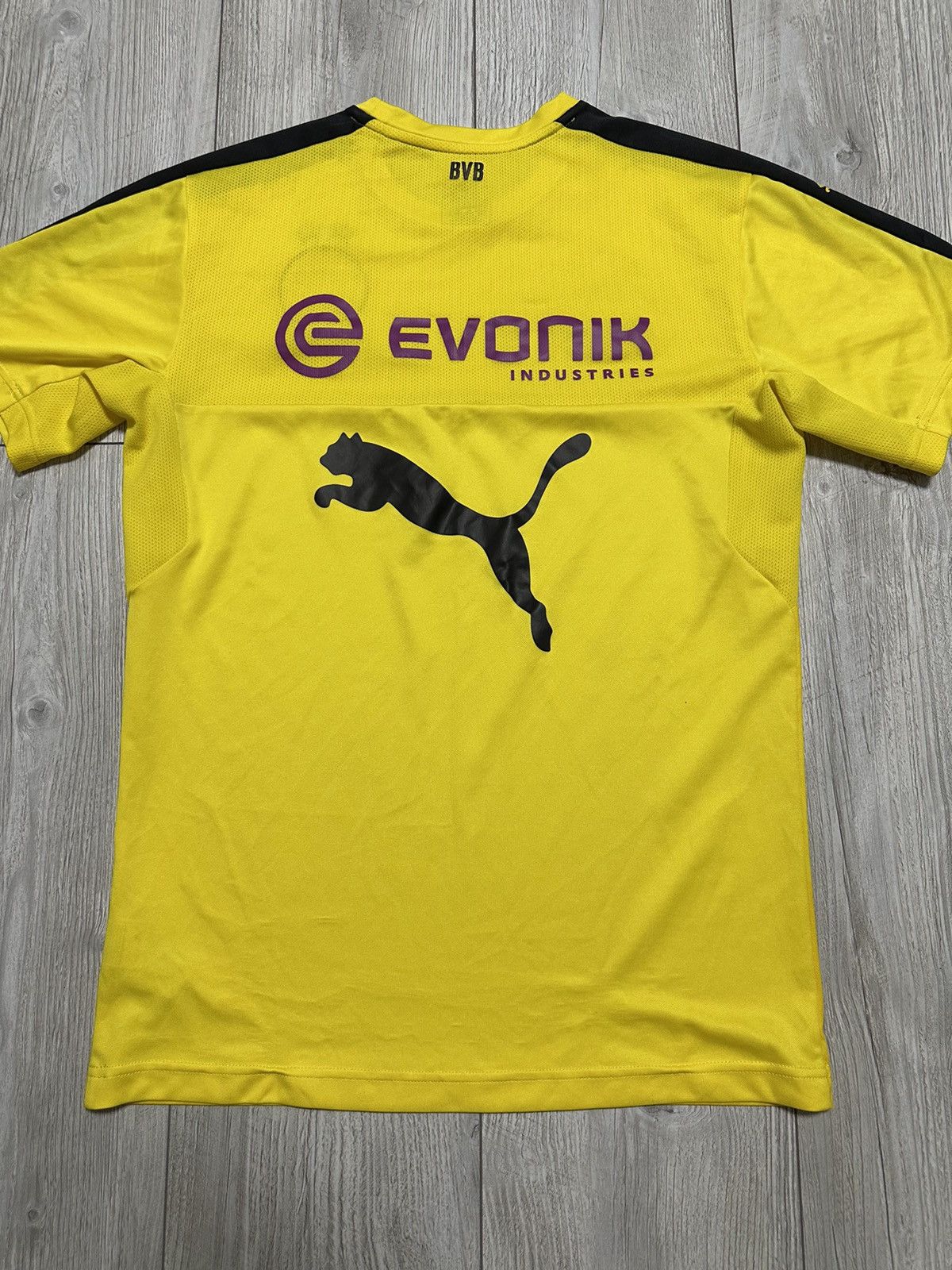 Puma Puma Borussia Dortmund Yellow Soccer Jersey BVB Size M 2016 Size US M / EU 48-50 / 2 - 4 Thumbnail