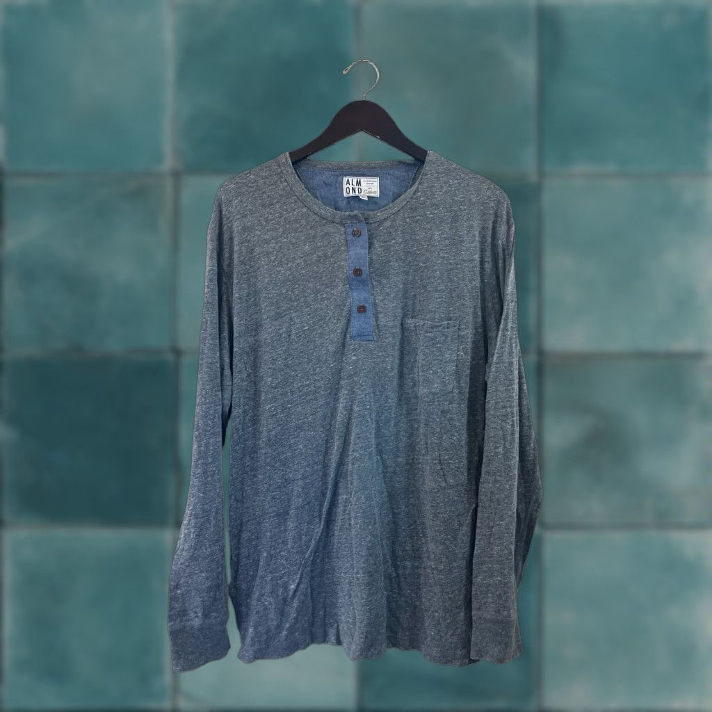 Vintage VINTAGE almond henley long sleeve shirt Mens XL gray USA 2010s California Henley pocket 31.5" long 24" across 27" sleeves EUC Size US XL / EU 56 / 4 - 1 Thumbnail