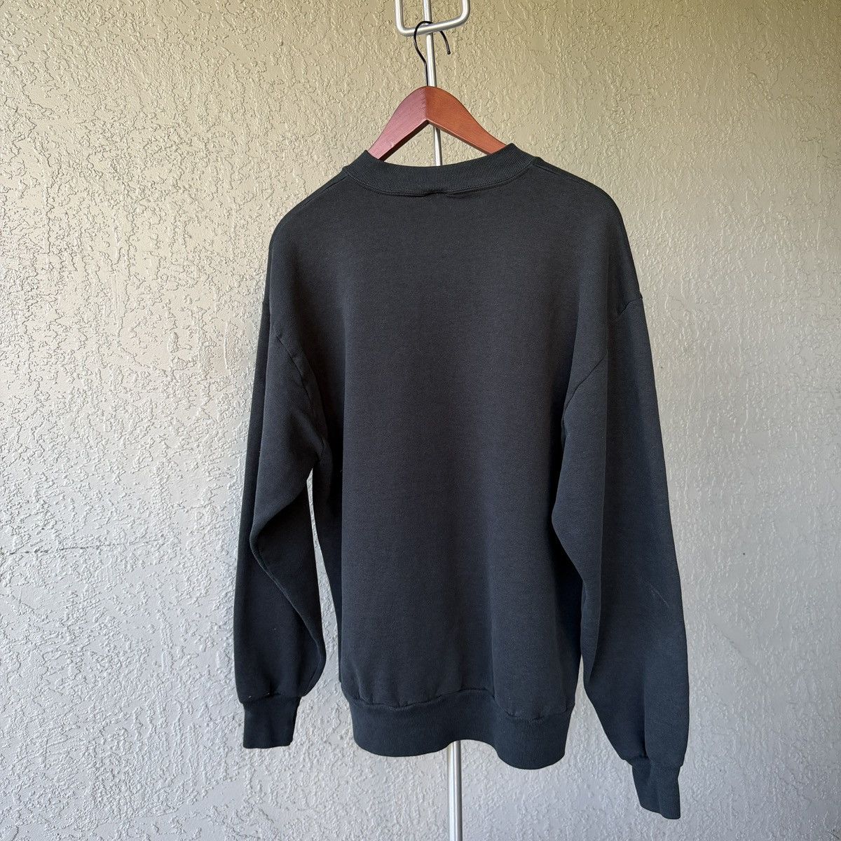 Vintage Vintage ERD Black Crewneck Blank Thrashed Size US L / EU 52-54 / 3 - 2 Thumbnail
