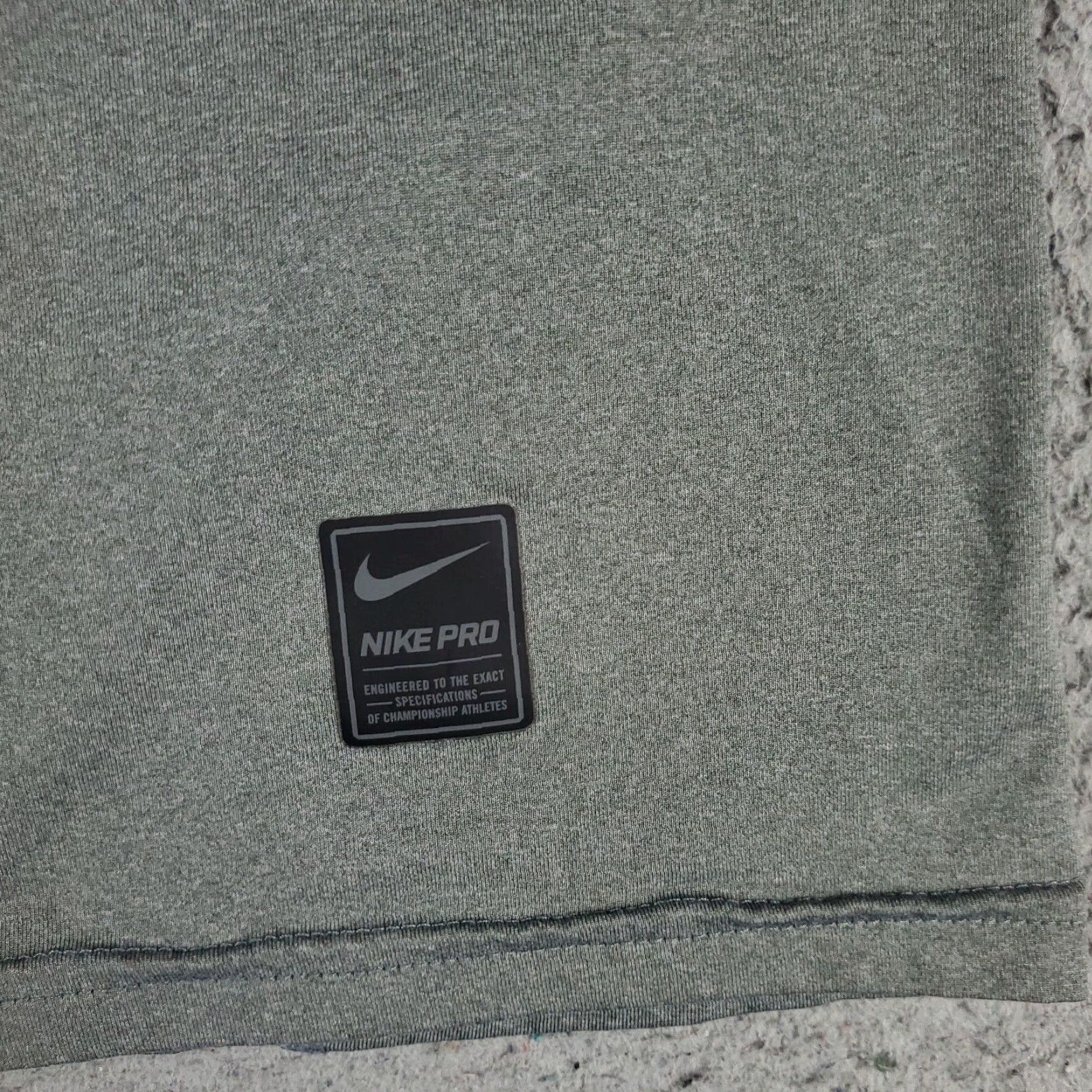 Nike Nike T Shirt Mens Size Medium Gray Pro Swoosh Muscle Gym Work Out Size US M / EU 48-50 / 2 - 3 Thumbnail