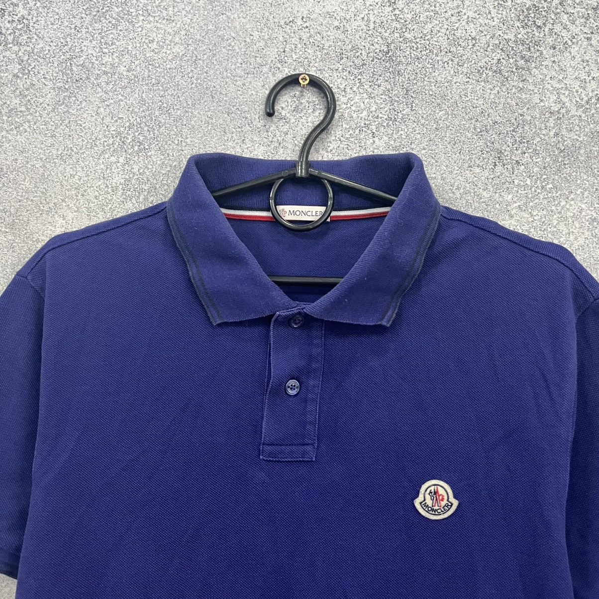 Moncler Moncler Polo T-Shirt Size L Size US L / EU 52-54 / 3 - 3 Thumbnail