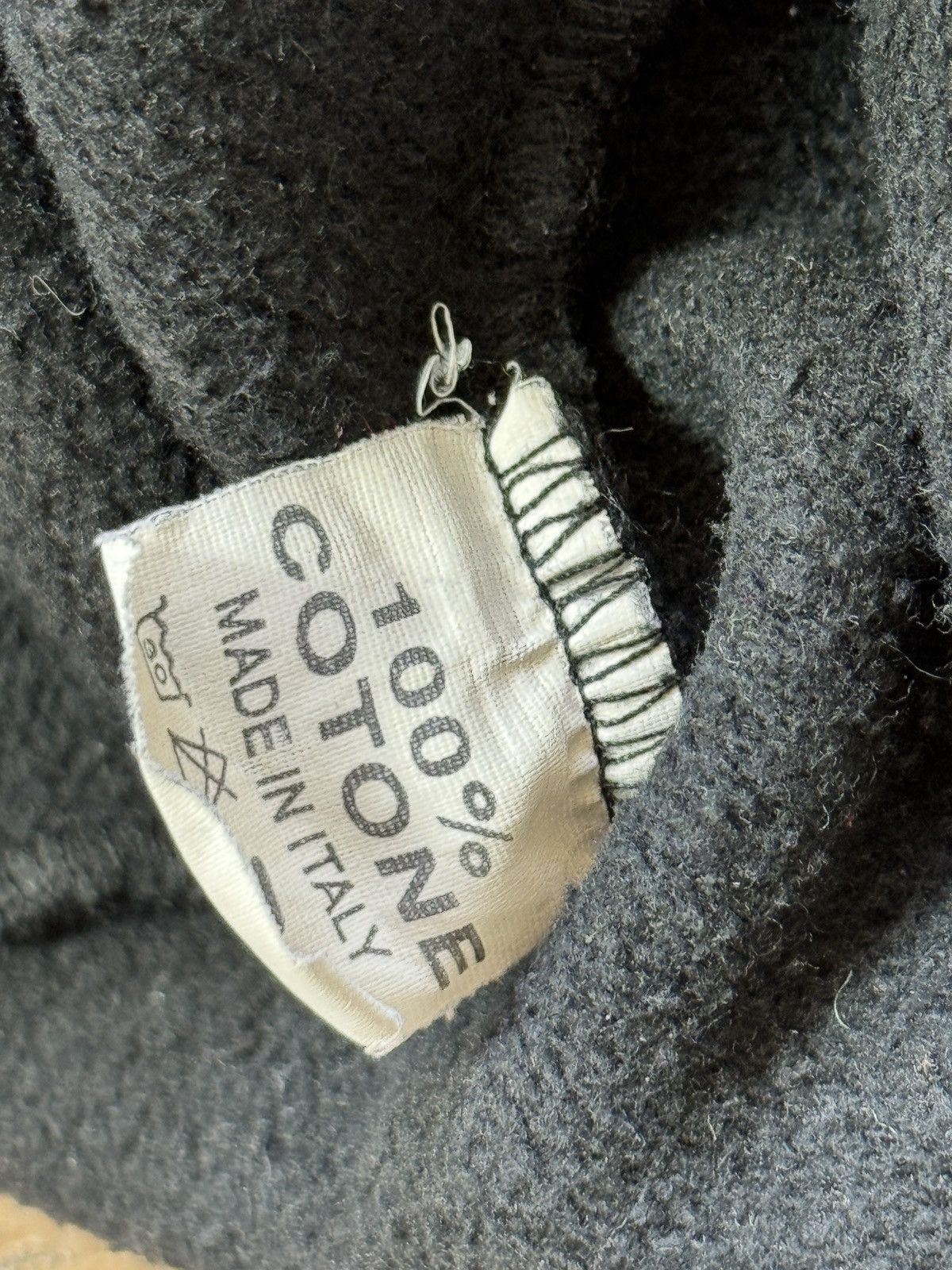 Vintage VINTAGE REBELS USA 2000s BOXY HOODIE Size US M / EU 48-50 / 2 - 7 Thumbnail