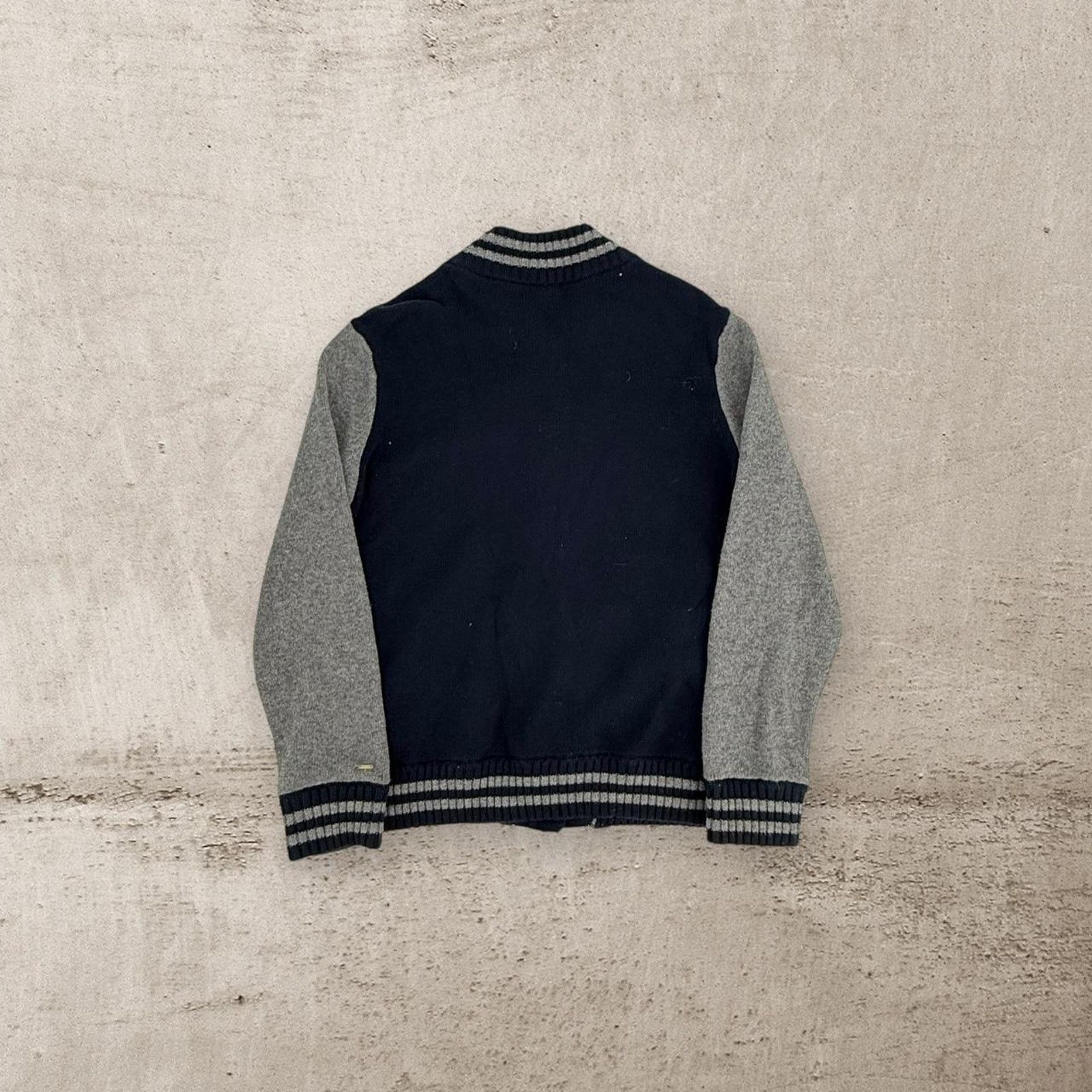 Tommy Hilfiger Y2k tommy hilfiger two tone knit varsity jacket Size US XL / EU 56 / 4 - 3 Thumbnail
