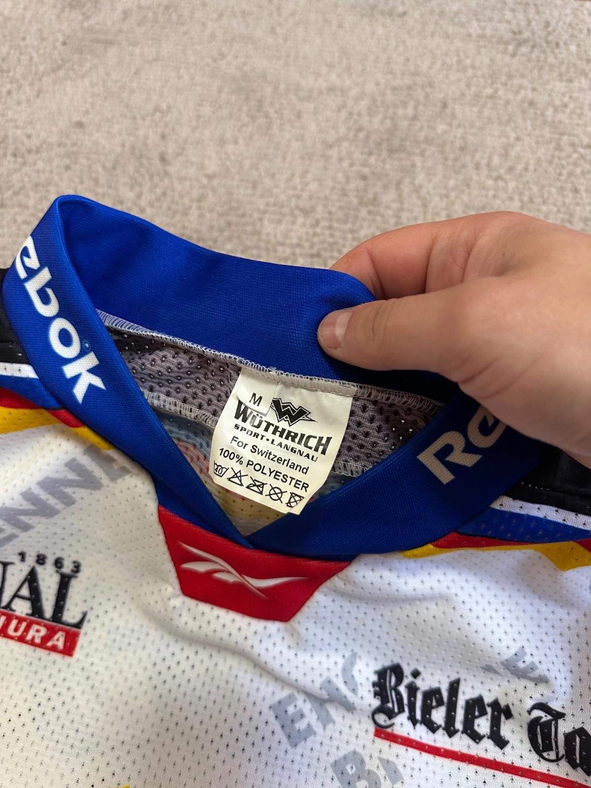 Reebok VINTAGE EHC BIEL BIENNE HOCKEY SHIRT JERSEY sz M Size US M / EU 48-50 / 2 - 6 Thumbnail