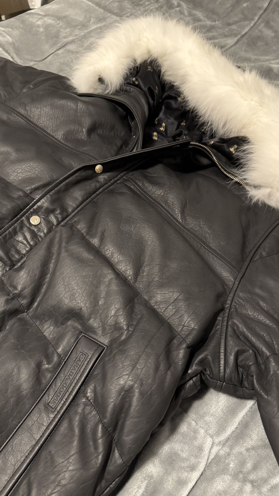 Canada Goose × October's Very Own 💎F&F💎 24k Gold OVO Buffalo Leather Chilliwack Size US XXL / EU 58 / 5 - 6 Thumbnail