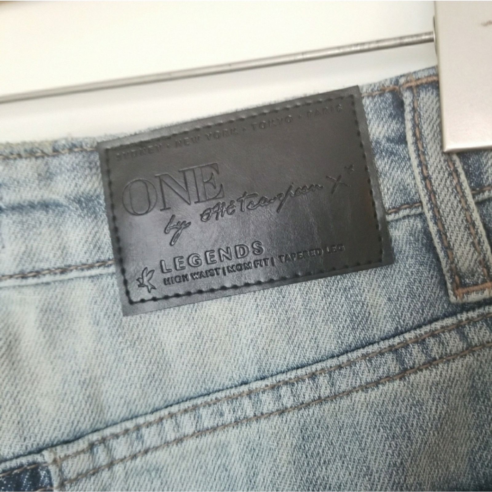One Teaspoon One Teaspoon Jeans Legends Two Tone Raw Hem Tapered 28 Size 28" / US 6 / IT 42 - 8 Thumbnail