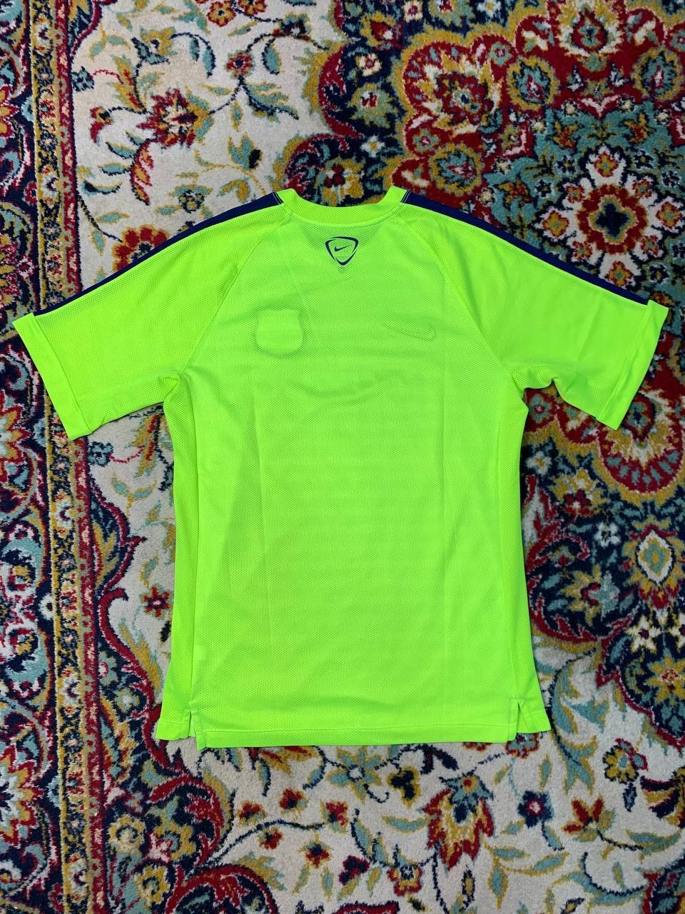 Nike NIKE FC Barcelona Squad SS Training Warm Up Top Volt Size US M / EU 48-50 / 2 - 2 Thumbnail