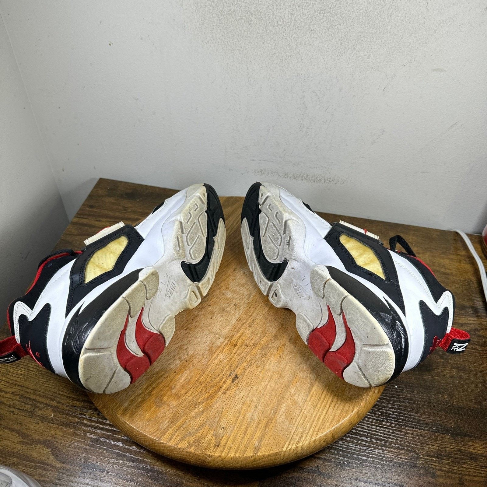 Nike Nike Air Diamond Turf 2017 49ers 309434-105 Mens Size 8 Size US 8 / EU 41 - 7 Thumbnail