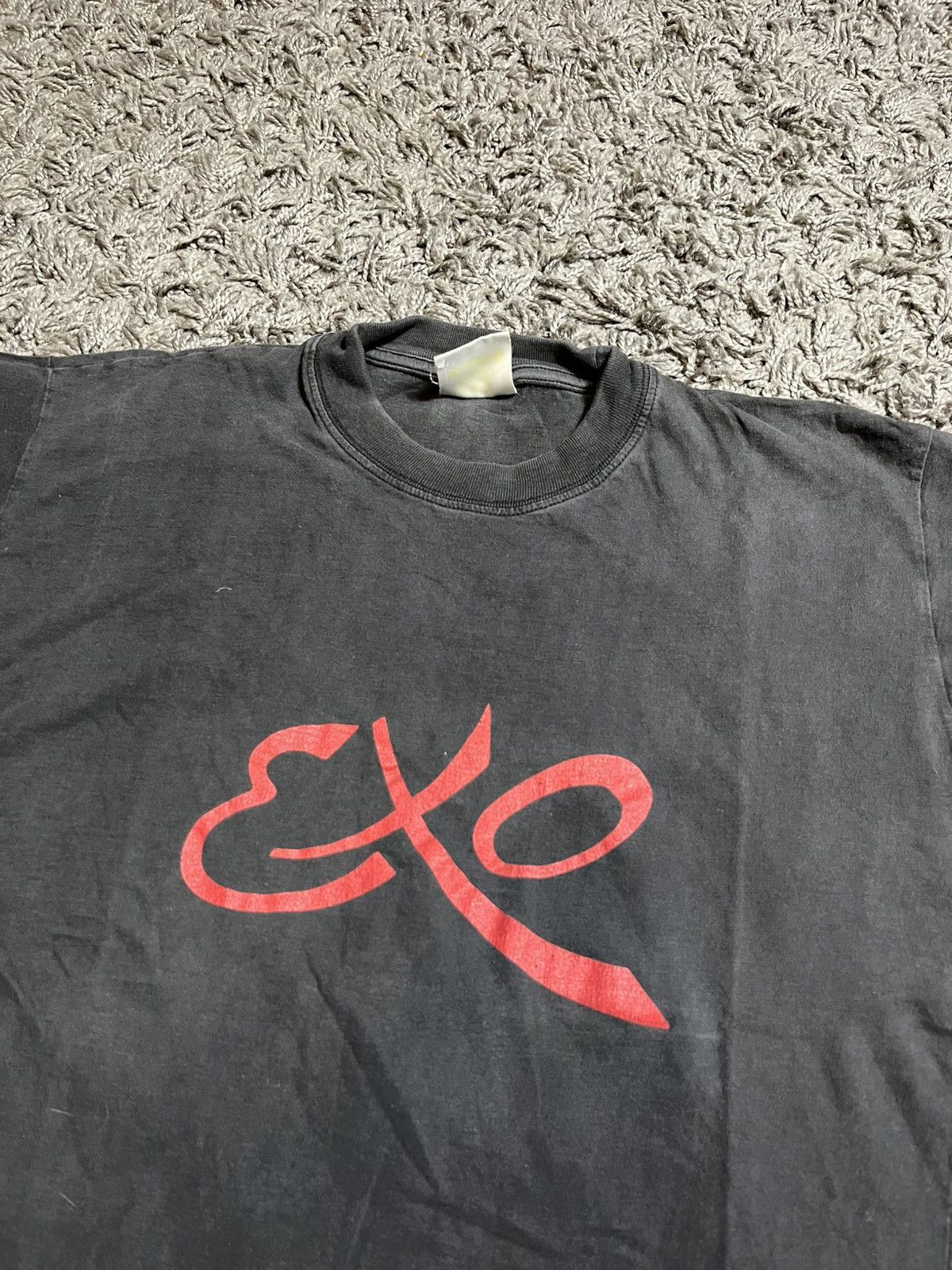 Band Tees × Vintage EXO WORLD MUSIC TOUR 2000s COTTON MENS BAND T-SHIRT Size US M / EU 48-50 / 2 - 2 Thumbnail