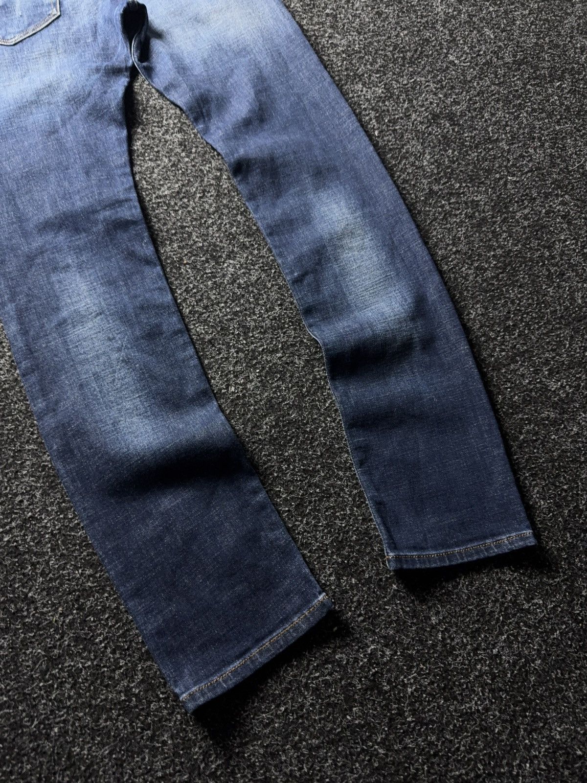 Diesel Luxury 00s Diesel Tepphar Made in Italy Slim Tapered Jeans Size US 30 / EU 46 - 13 Thumbnail