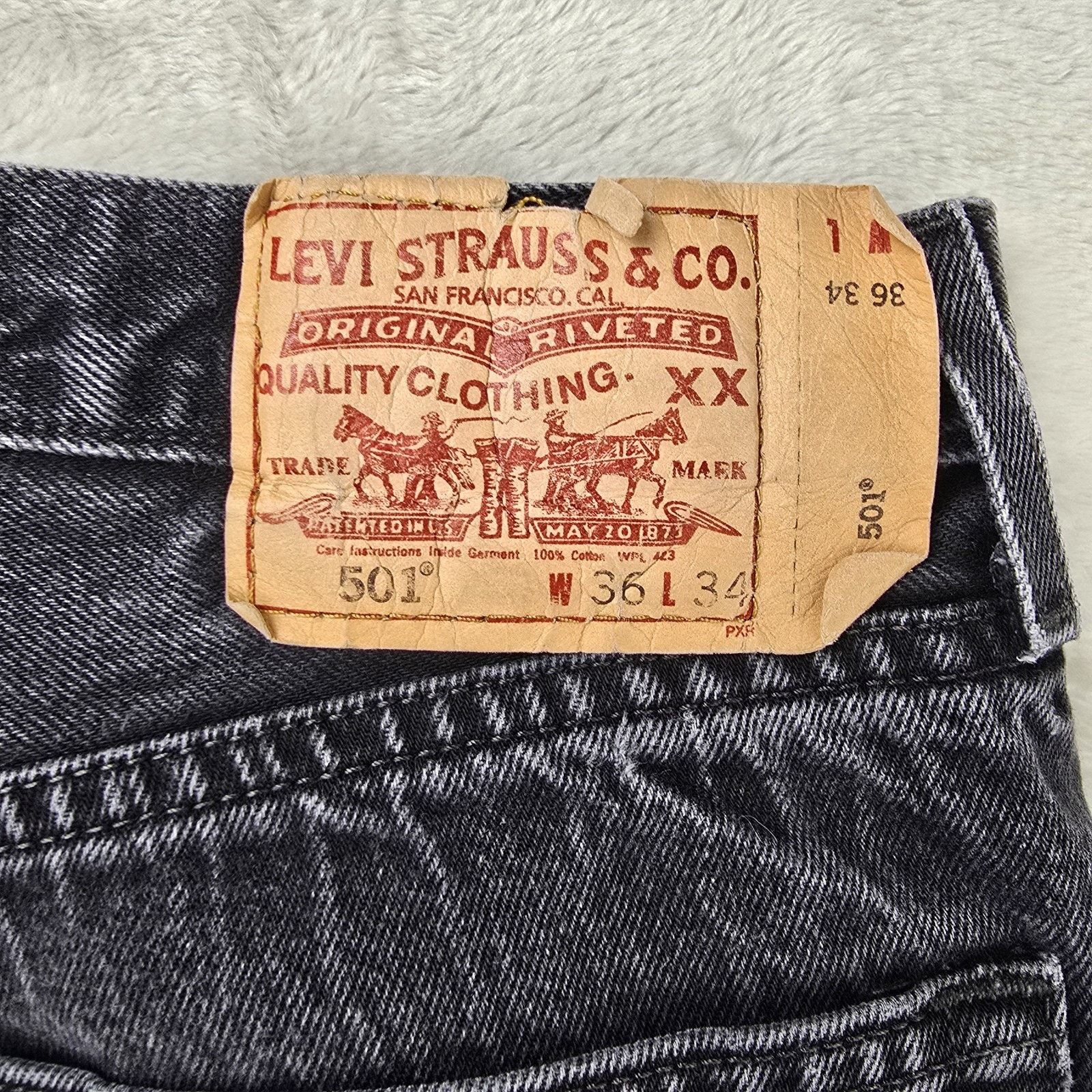 Levi's Vintage Levis Jeans 36x34 (Fits 34x31) Black 501 Y2K 2008 Size US 34 / EU 50 - 10 Thumbnail