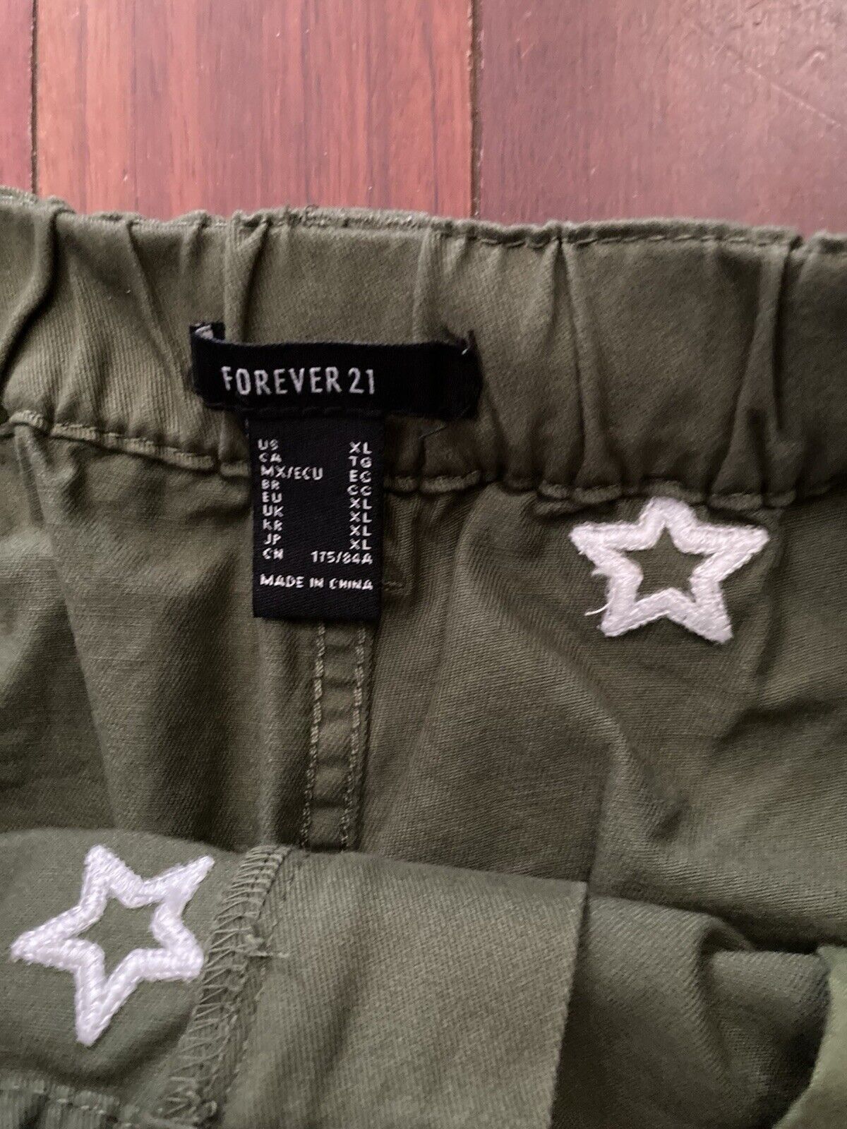 Designer × Forever 21 Forever 21 Y2K Star Womens Mid Rise Straight Cargo Pant XL Size 38" / US 16 / IT 52 - 4 Thumbnail