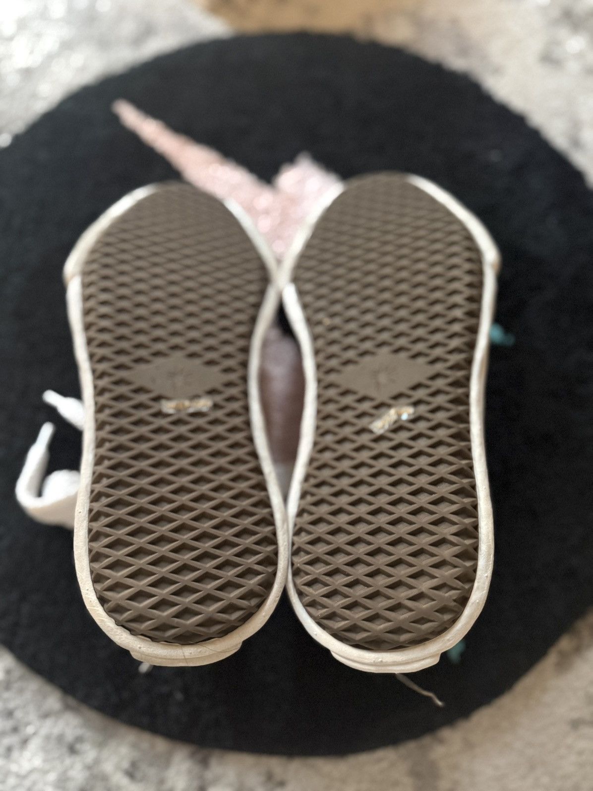 Maison MIHARA YASUHIRO Maison MIHARA YASUHIRO Peterson Low OG Overhanging Sneakers Size US 9 / EU 42 - 4 Thumbnail
