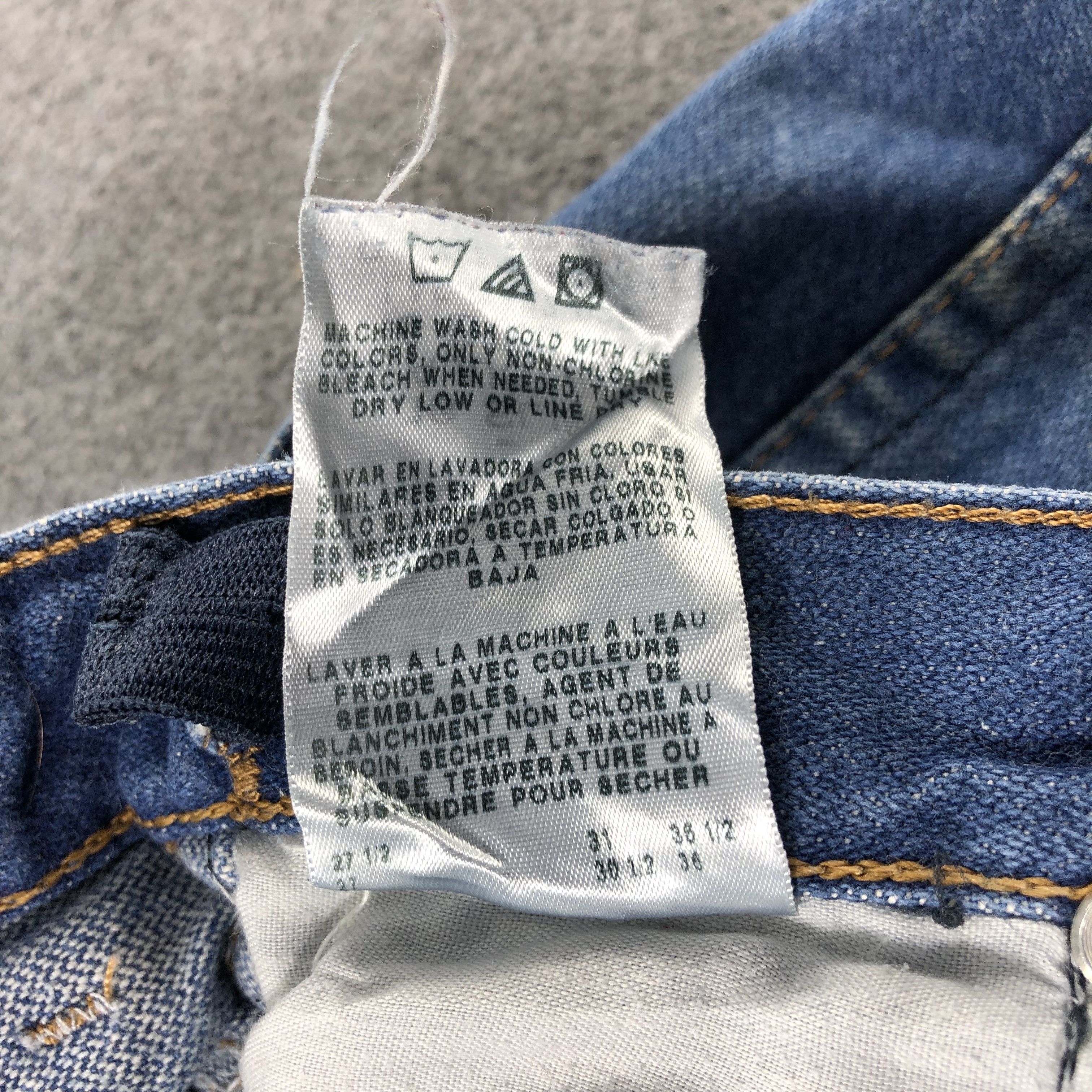 Vintage Vintage Blue Wash Wrangler Jeans-J2597 Size US 26 / EU 42 - 12 Thumbnail