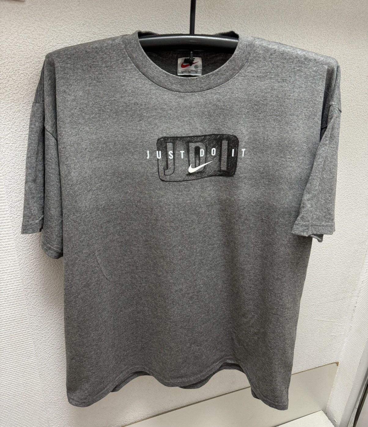 Nike Nike Just do it vintage t-shirt made in Usa Xl 1990th Size US XL / EU 56 / 4 - 1 Thumbnail