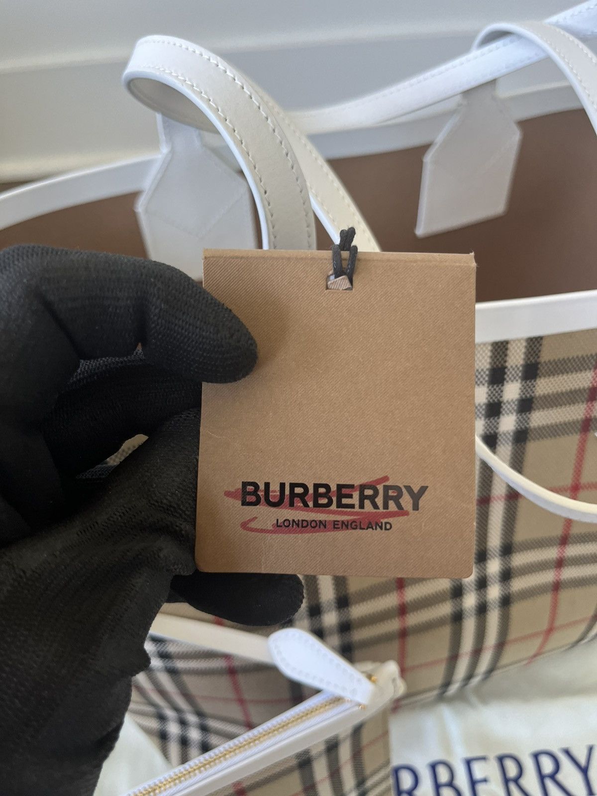 Burberry Burberry Medium London Tote Bag Size ONE SIZE - 16 Thumbnail