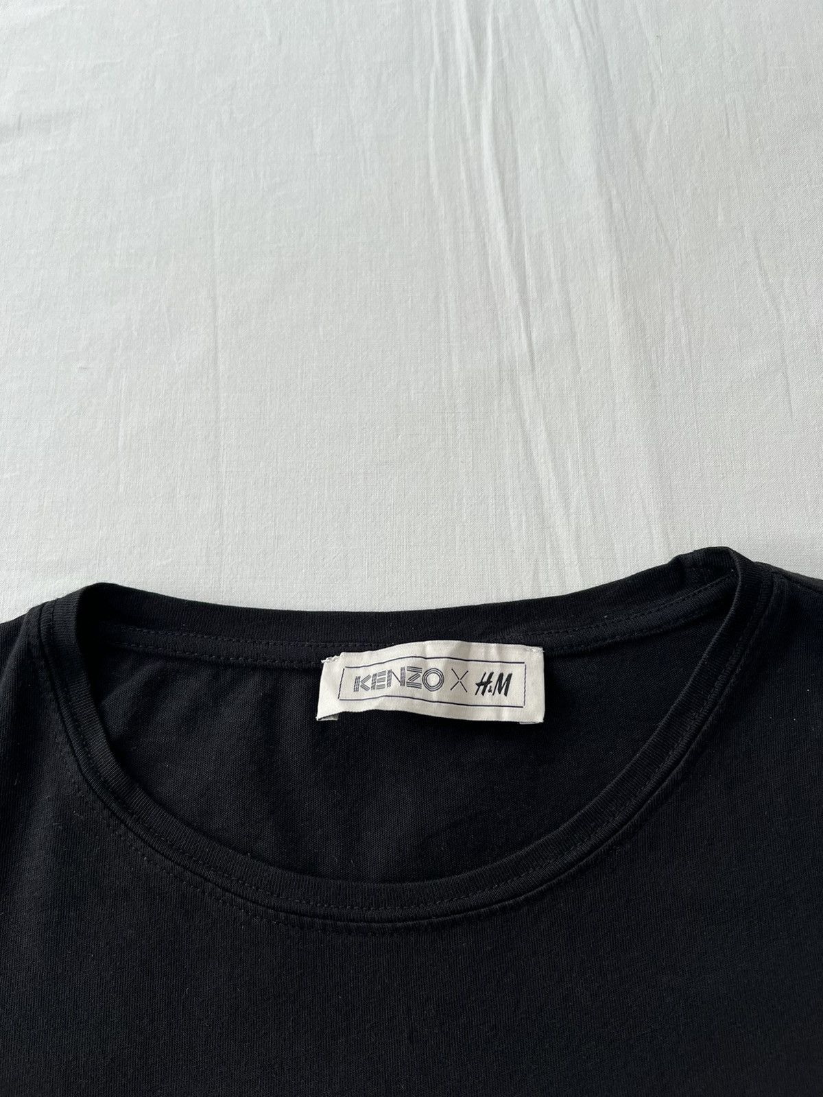 H&M × Kenzo Kenzo x H&M Jungle Paris Tiger Embroidered Logo T-shirt Size XS / US 0-2 / IT 36-38 - 9 Thumbnail