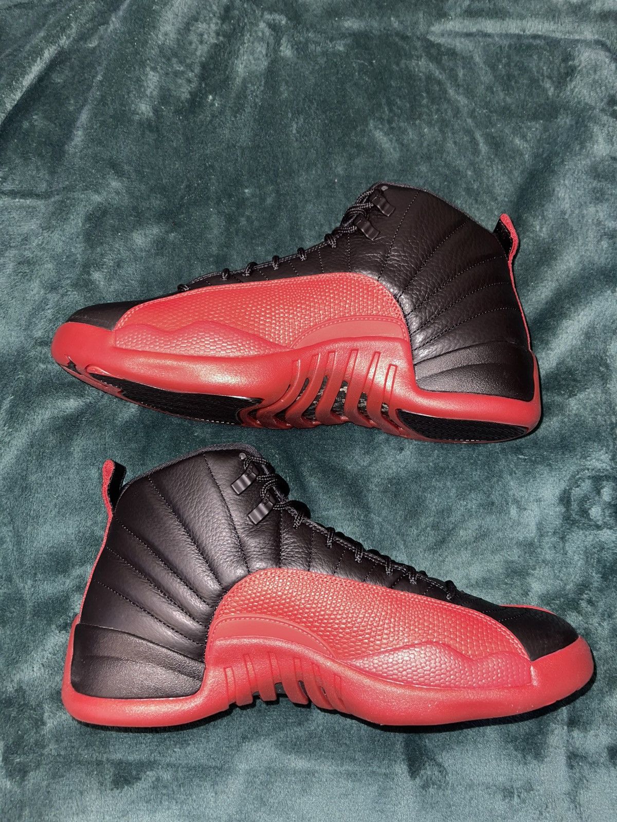 Jordan Brand Jordan 12 Retro ‘Flu Game’ 2025 Size US 11 / EU 44 - 2 Thumbnail
