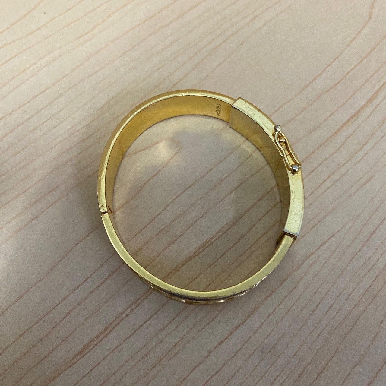Coach COACH Signature C Hinged Bangle Bracelet –Gold Tone Preloved Size ONE SIZE - 12 Thumbnail