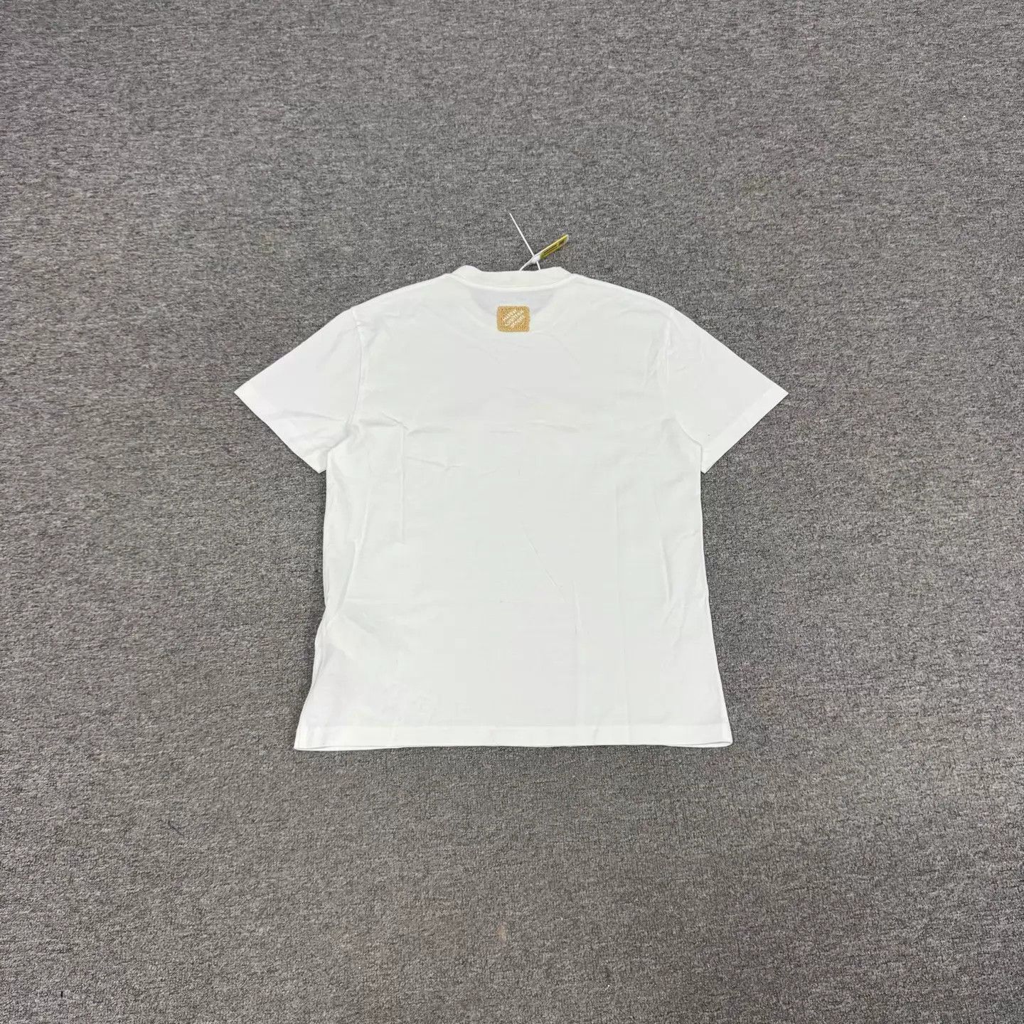 Louis Vuitton LV Straw Letter Logo Short Tee White S 99 New Size US S / EU 44-46 / 1 - 2 Thumbnail