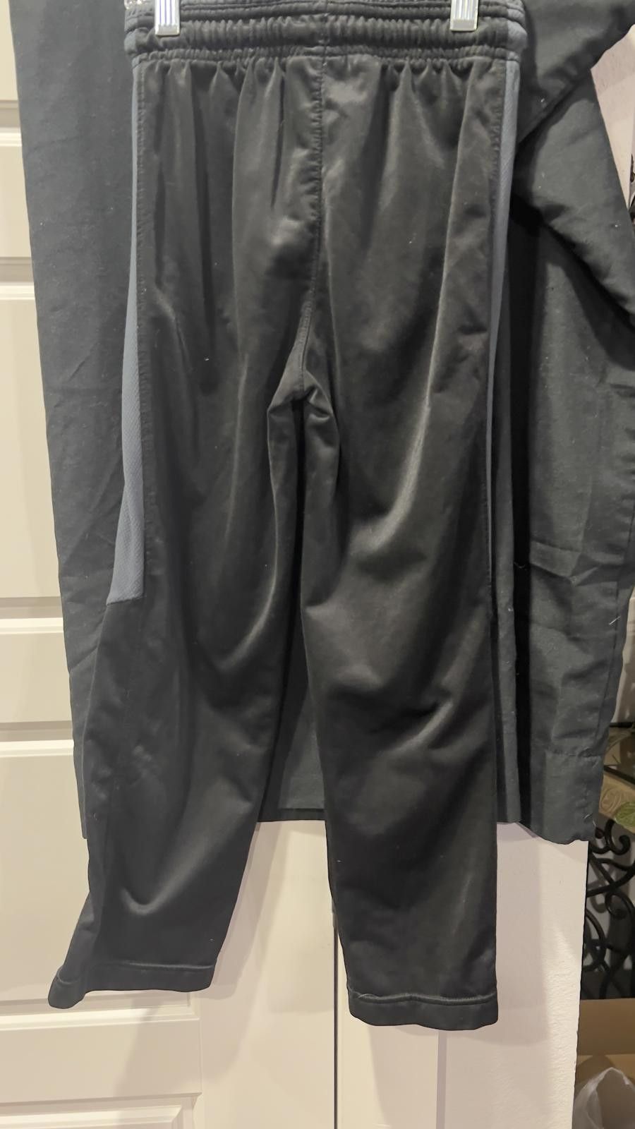 Athletic Works Athletic Works Boys Jogger Pants - Black and Gray Size US 26 / EU 42 - 2 Thumbnail