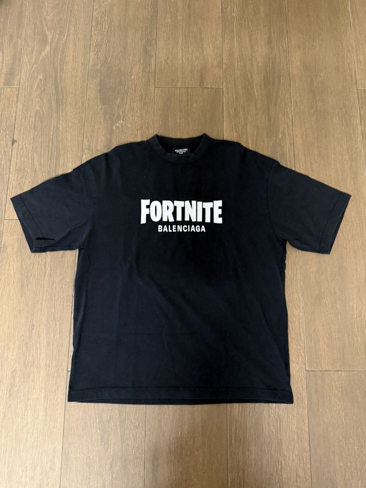 バレンシアガ×フォートナイトTシャツ