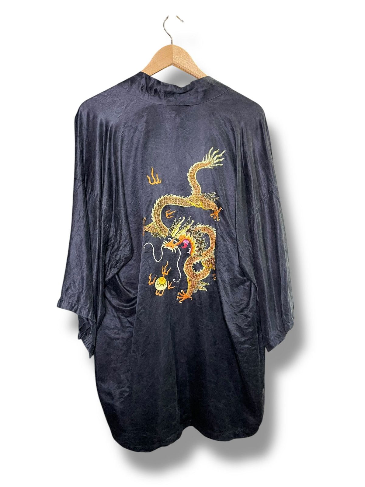 Japanese Brand Vintage Golden Dragon Embroided Kimono Silk Satin (37) Size US L / EU 52-54 / 3 - 2 Thumbnail