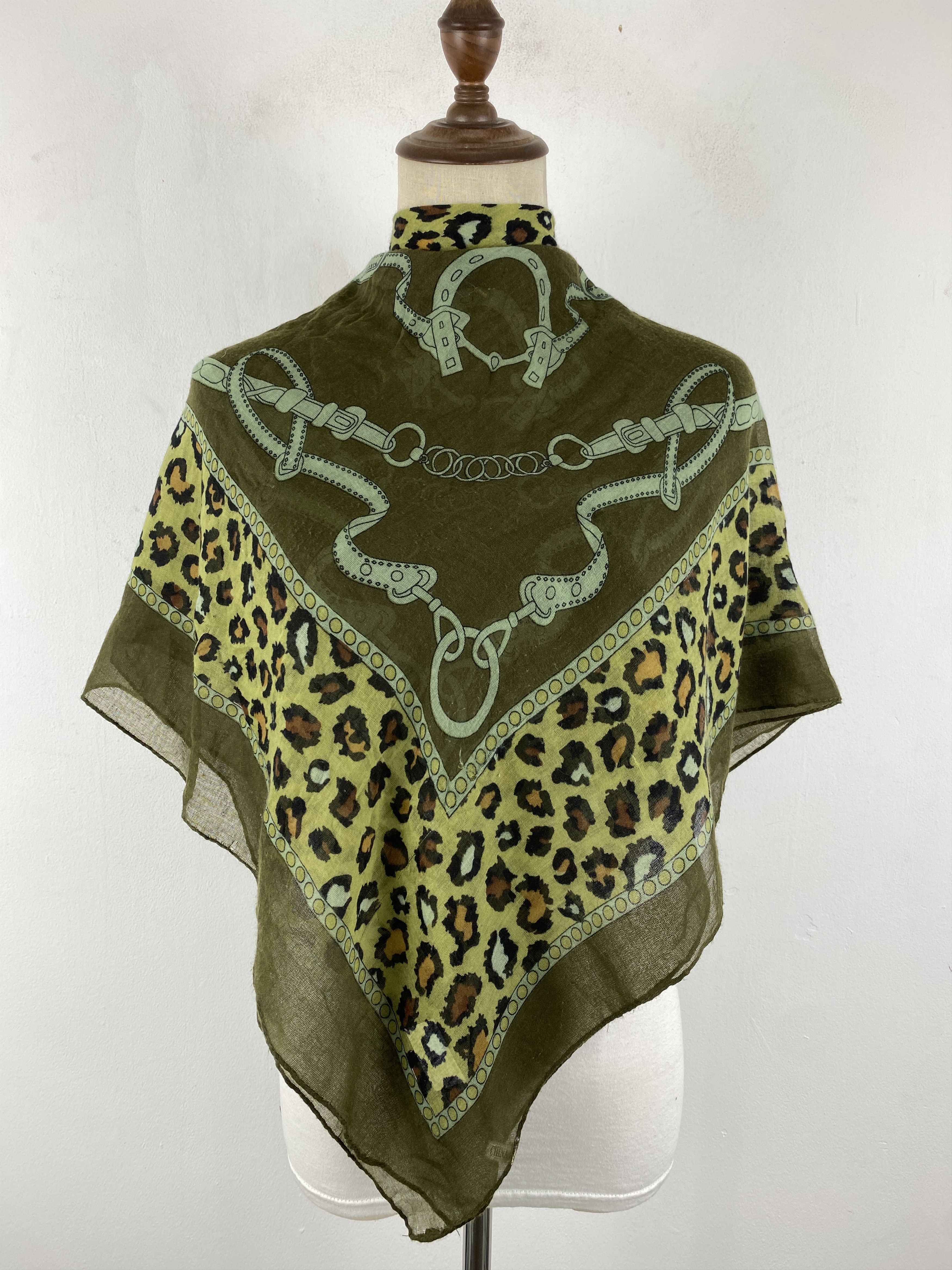 Japanese Brand Vintage Wool Scarf Shawl Babushka head Scarf SN0034 Size ONE SIZE - 1 Thumbnail