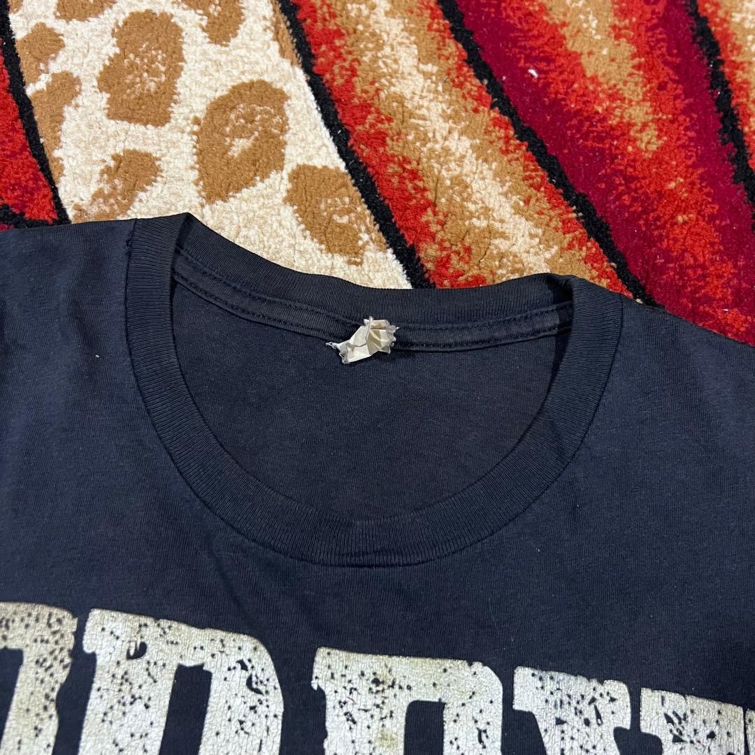 Band Tees Vintage Thrashed Faded Atreyu American Rock Band T Shirt Size US M / EU 48-50 / 2 - 5 Thumbnail